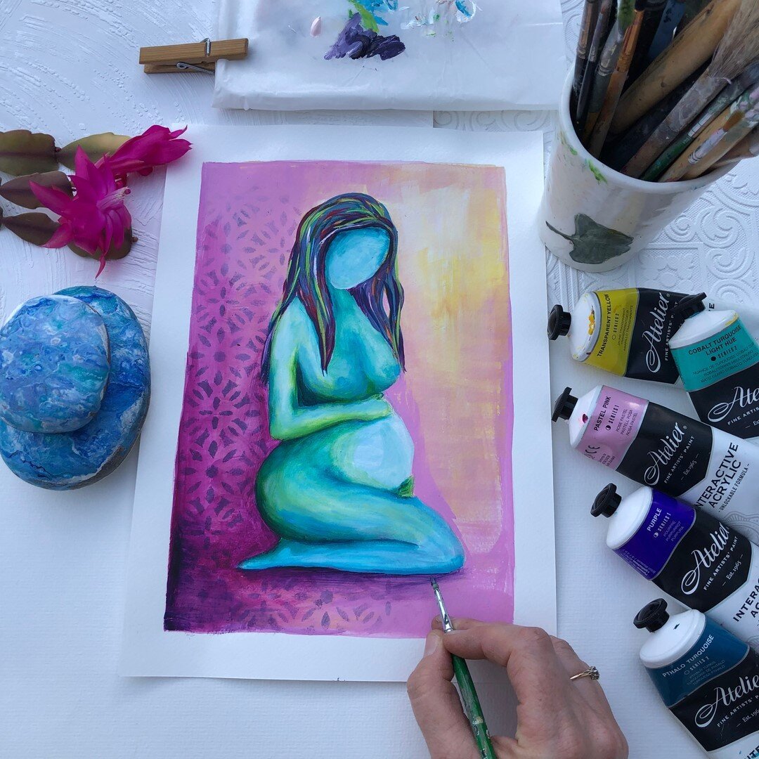 This one reminds me of my sister 💜  She&rsquo;s someone who talks very positively about pregnancy and the whole birthing process. She&rsquo;ll tell you it&rsquo;s beautiful&hellip;.a wonderful experience and more.  She birthed 5 babes so knows a thi