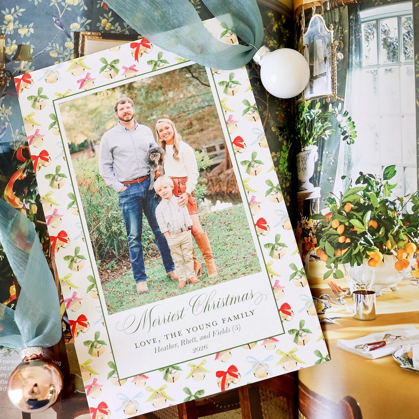 Our watercolor collection features beautiful hand-painted artwork, designed to help your family photo really shine✨

The &ldquo;Jingle all the Way&rdquo; greeting card was painted by @fergsframes -we gathered inspiration for her, and she created the 