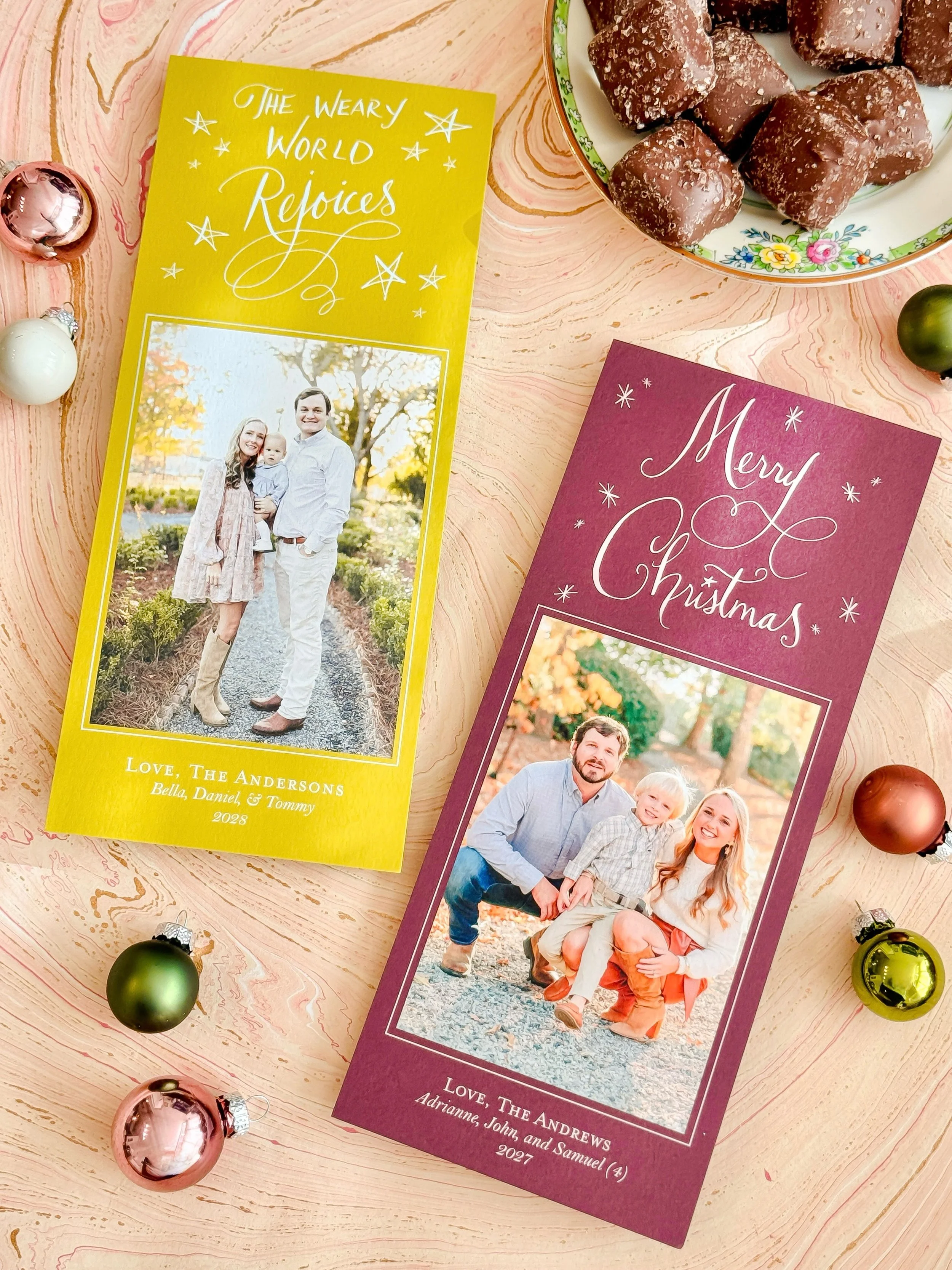 We believe your Christmas card can be both timeless and unique! Our traditional collection offers playful shapes, dozens of color combinations, and stunning handwritten calligraphy phrases. 

Featured calligraphy by the talented @tarajonescalligraphy