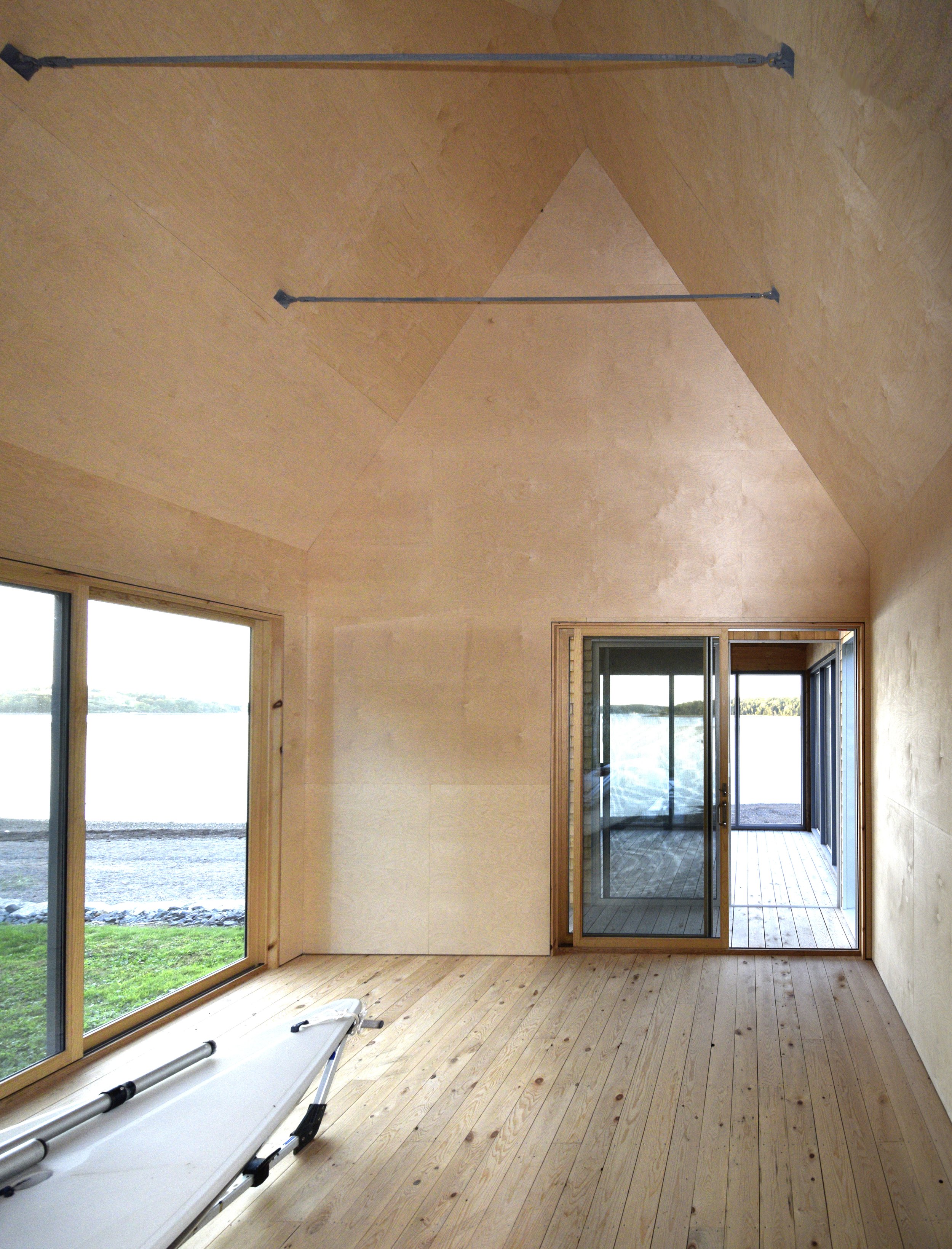 HipBoathouse_Interior-02.jpg