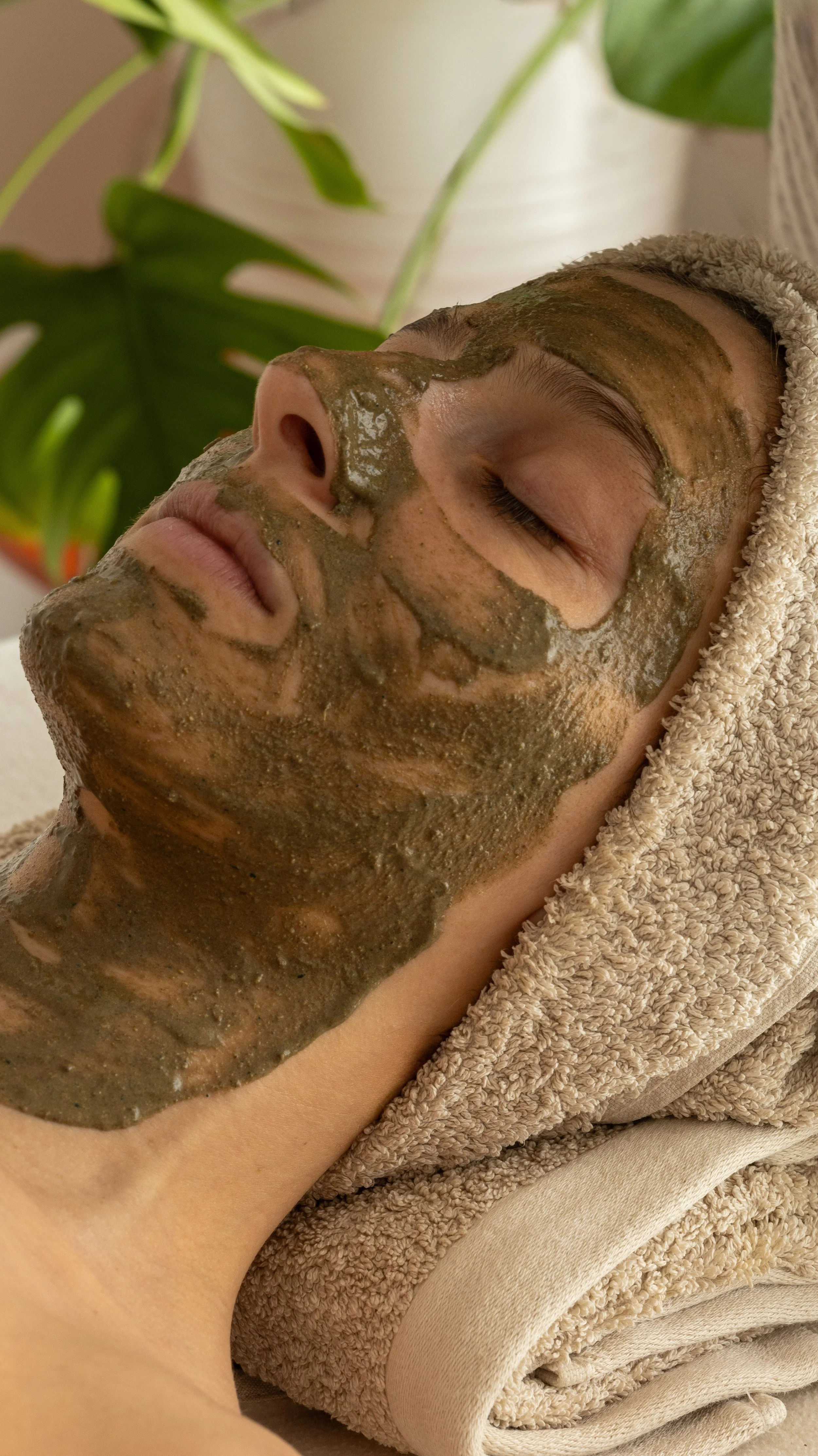 Soin visage naturel dans le 06 : pourquoi choisir un institut engagé ?