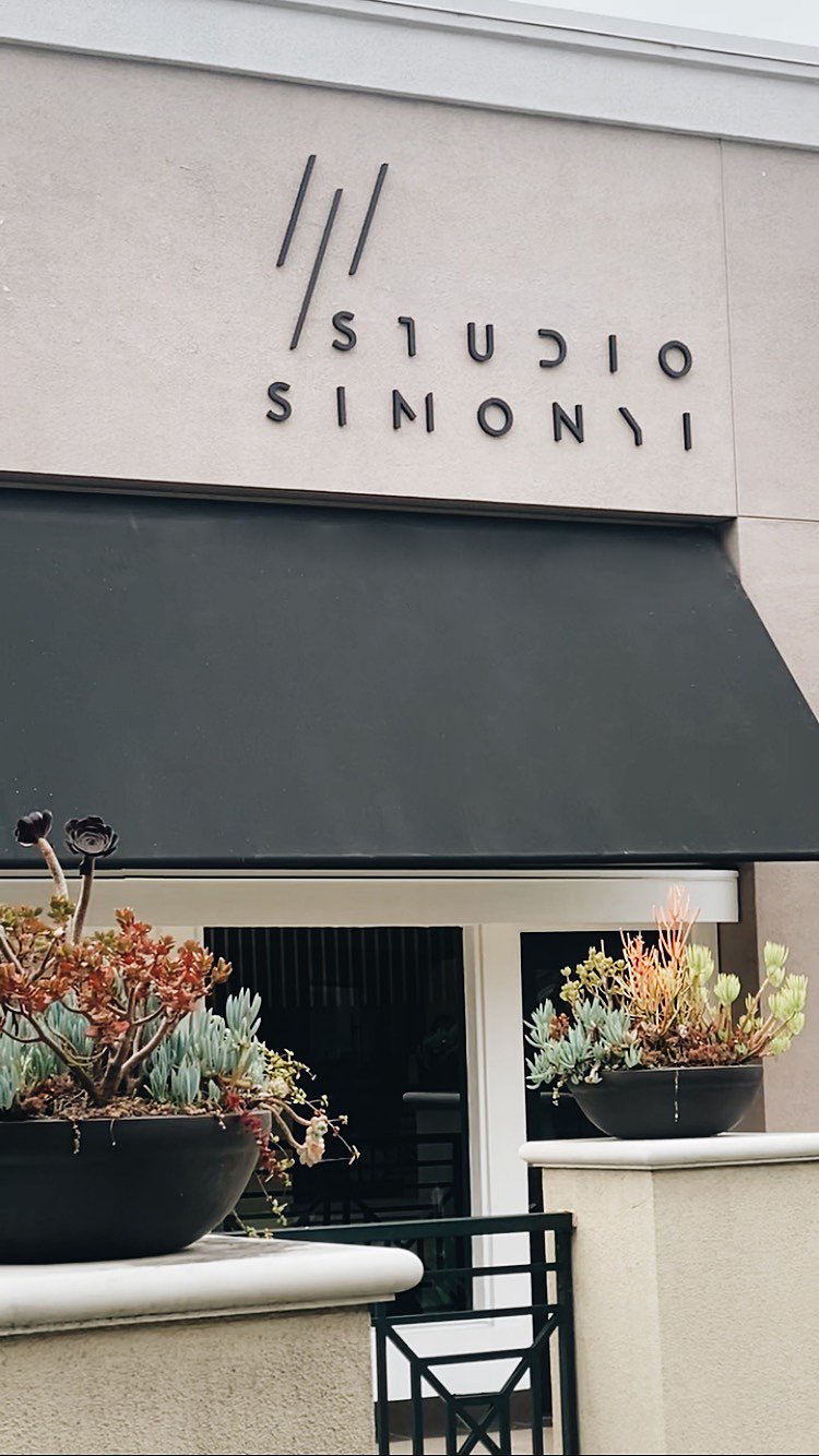 studio_simonyi_sign.JPG