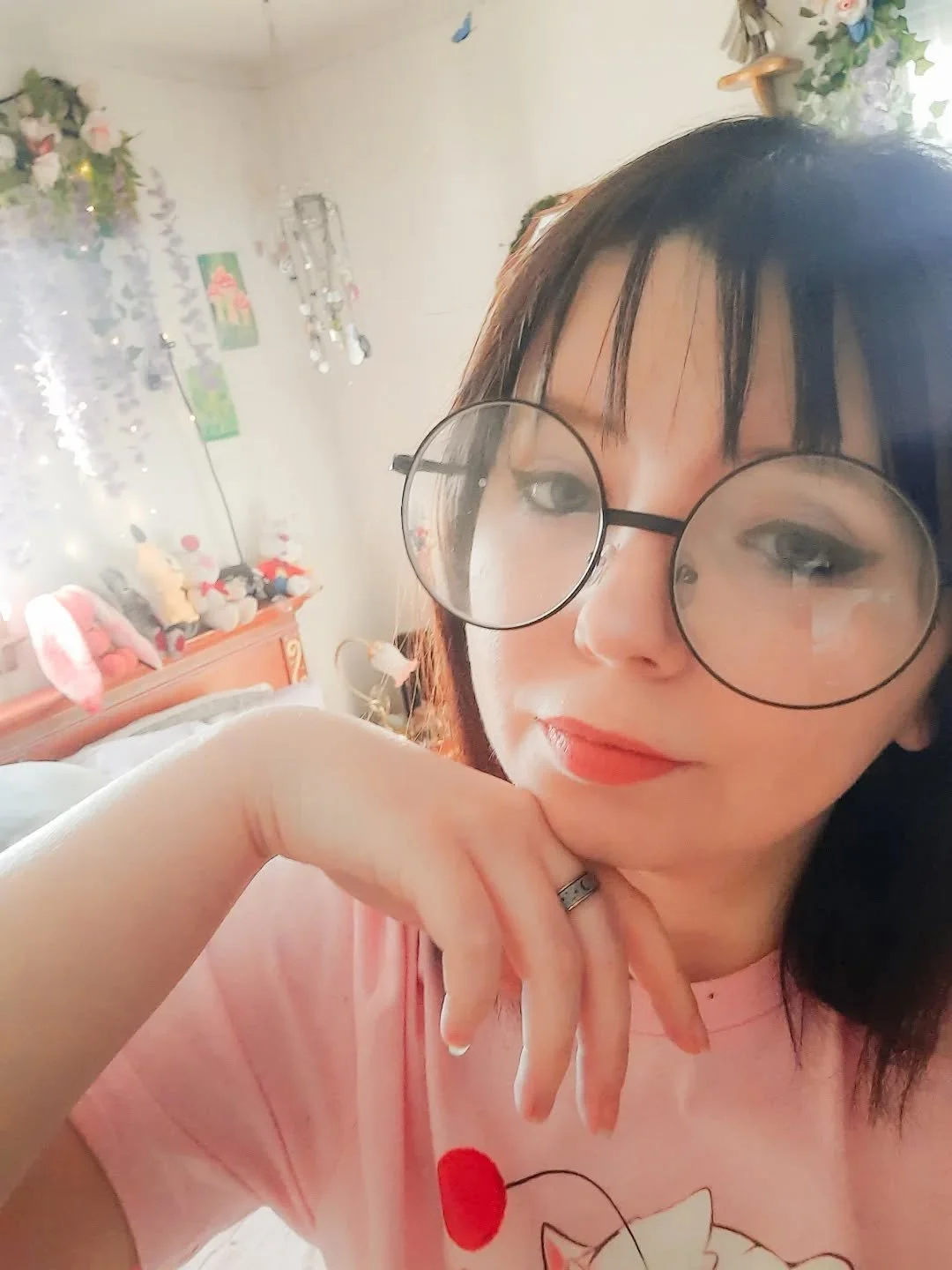 Today is my birthday! 🎂🎉

I'm 34 years old and I've got a little gift for myself this year: I'm going to stop being afraid to take up space, to be seen, and to stop judging myself for every little tiny thing that nobody but me will ever even give a