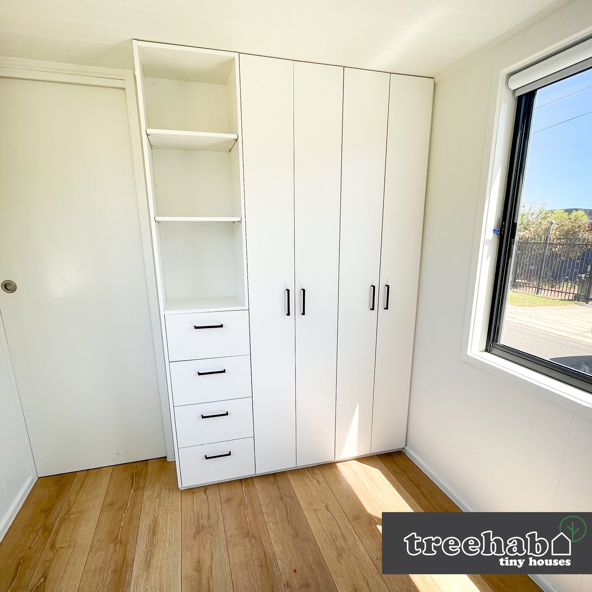 Looking for a bit more storage space in your tiny home? Check out our Banksia double loft, with ground-floor bedroom and wardrobe. Look out for more photos of our double loft Banskia over the next couple of days!

Check out our full range 👉🏽 www.tr