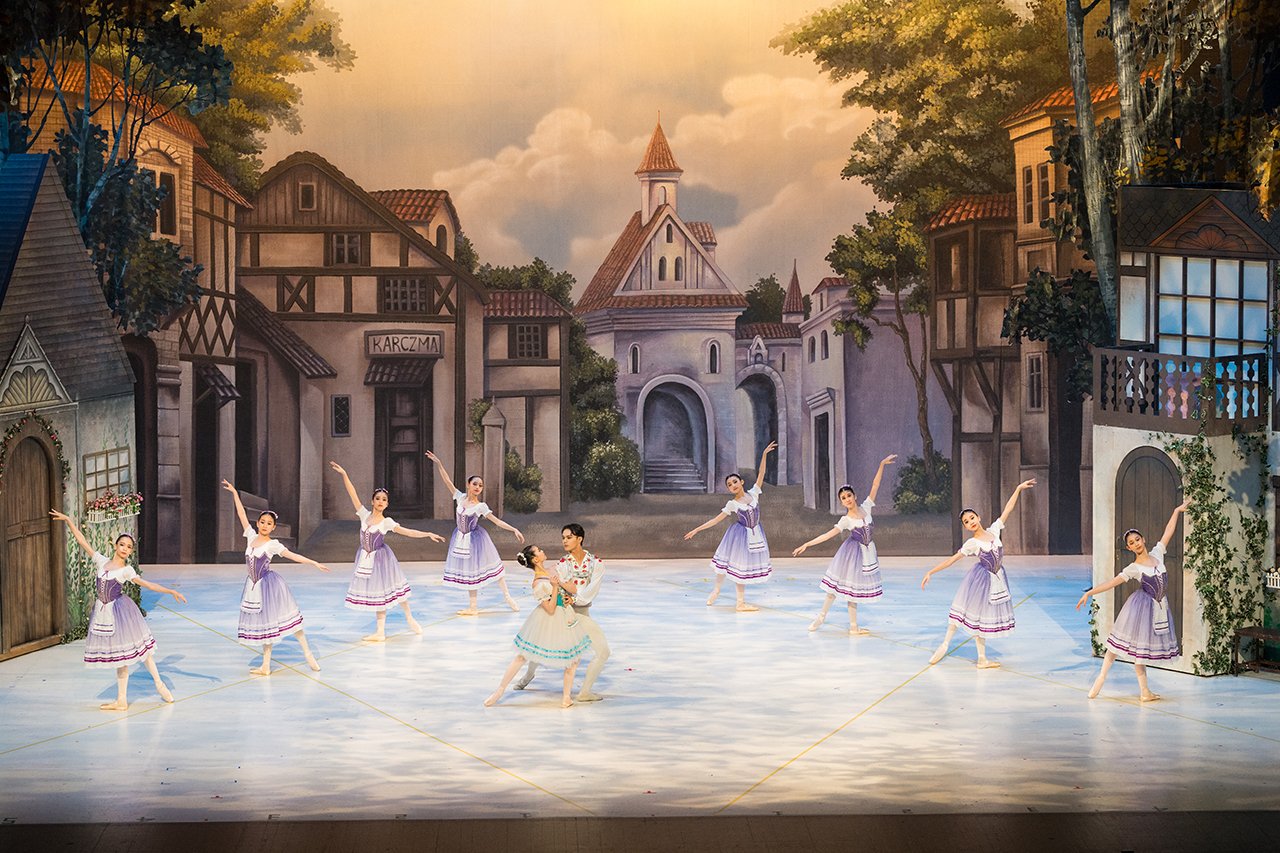 Htsai_Coppelia_2.jpg