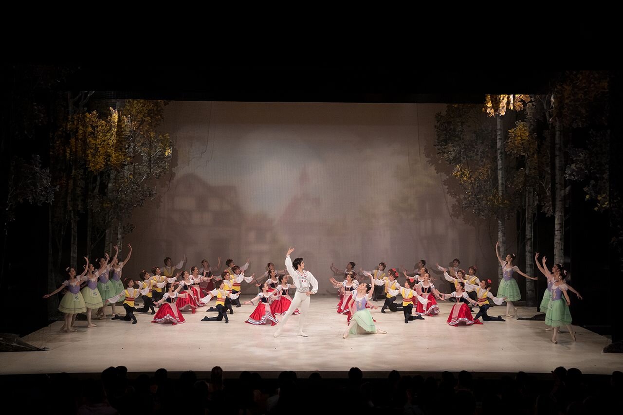 Coppelia ACT I, 2019