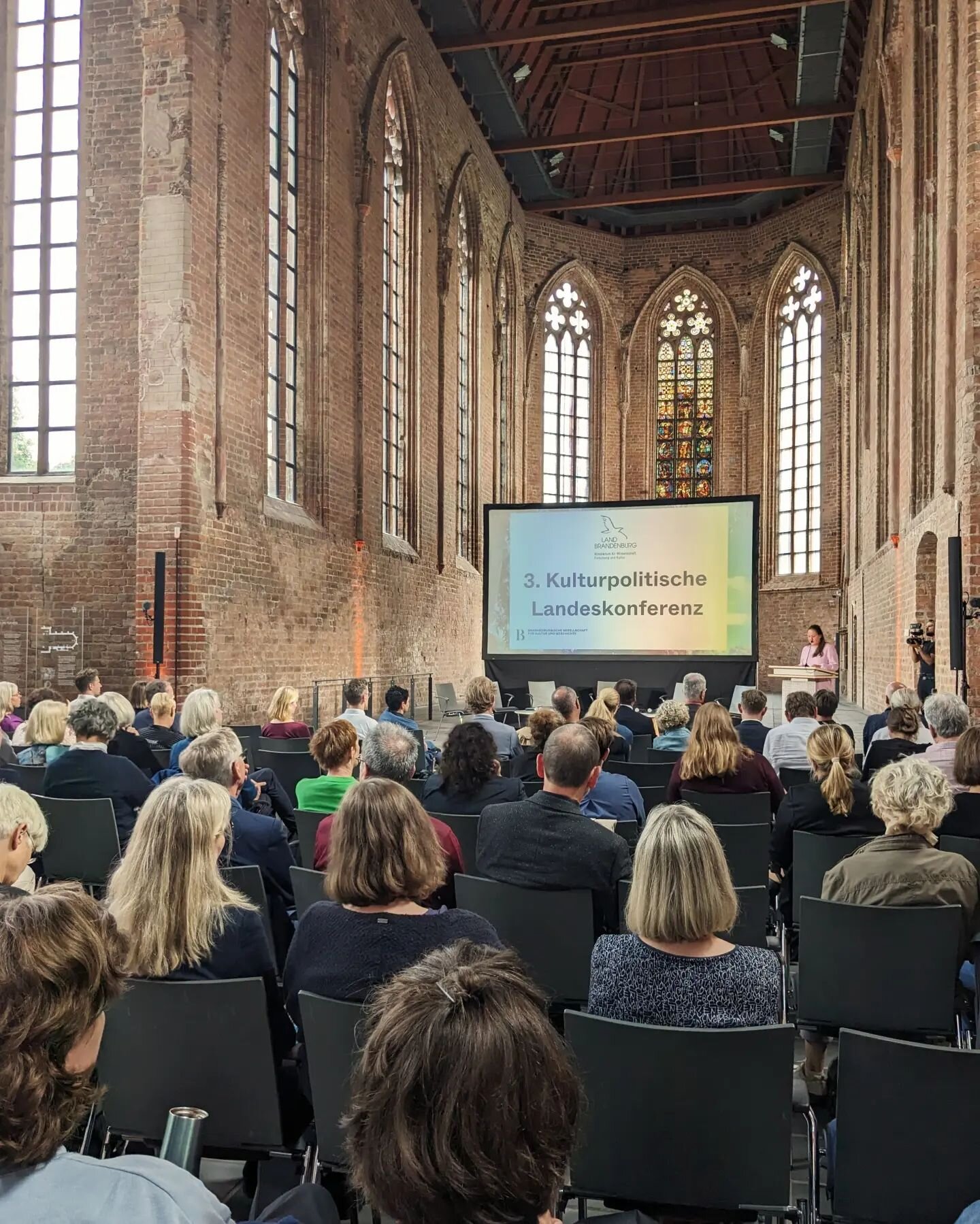 Kulturpolitische Landeskonferenz in Brandenburg an der Havel.

&Uuml;berblick aus Perspektiven.