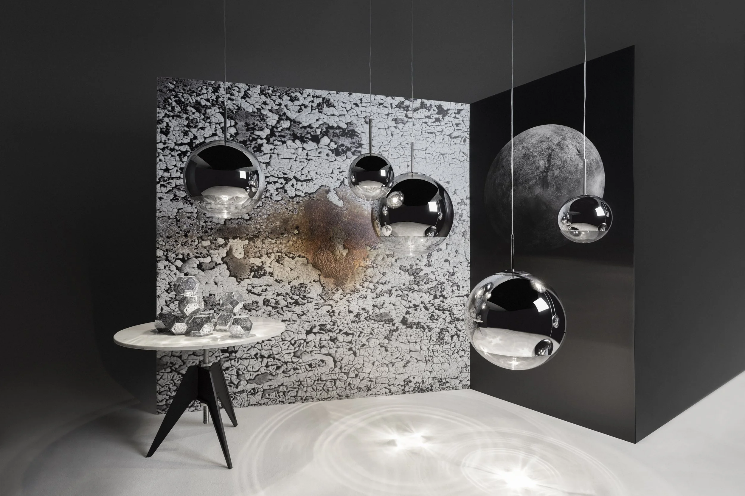 Mirror Ball 25cm, 40cm, 50cm_Brand image.jpg