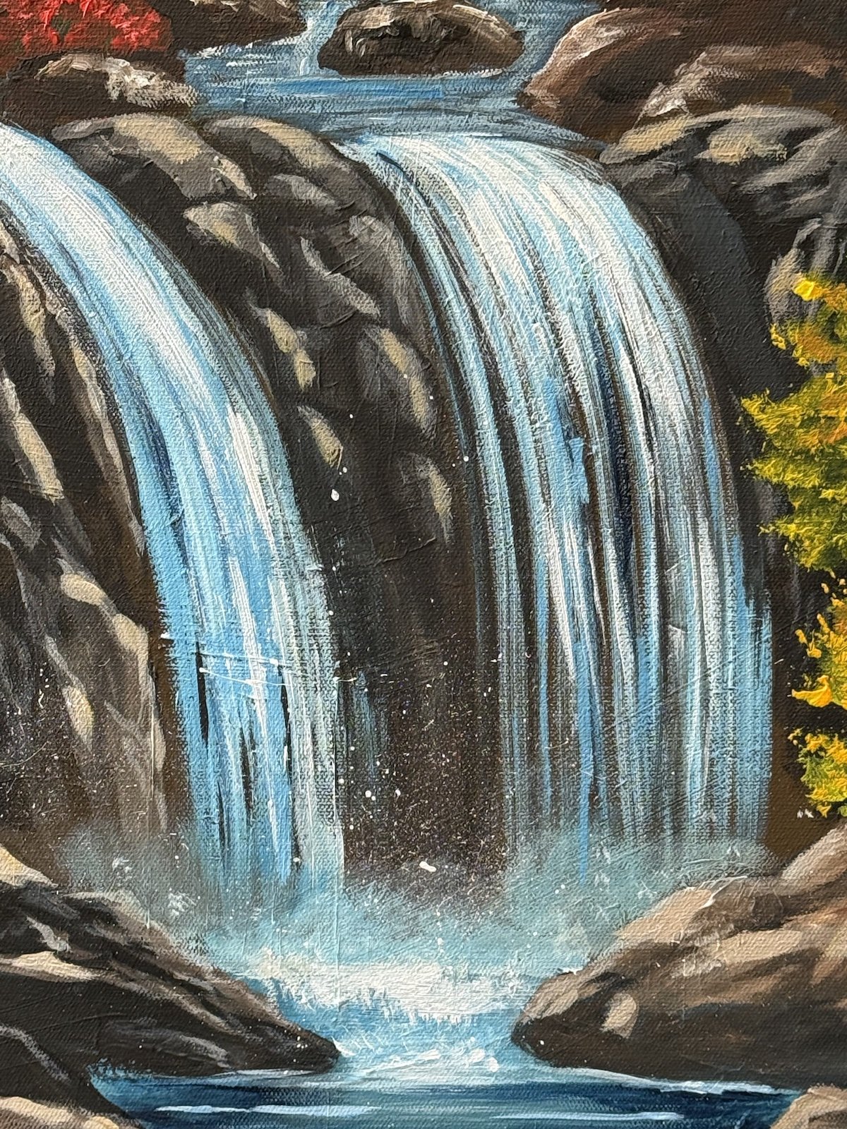 waterfall wonder zoom.jpg