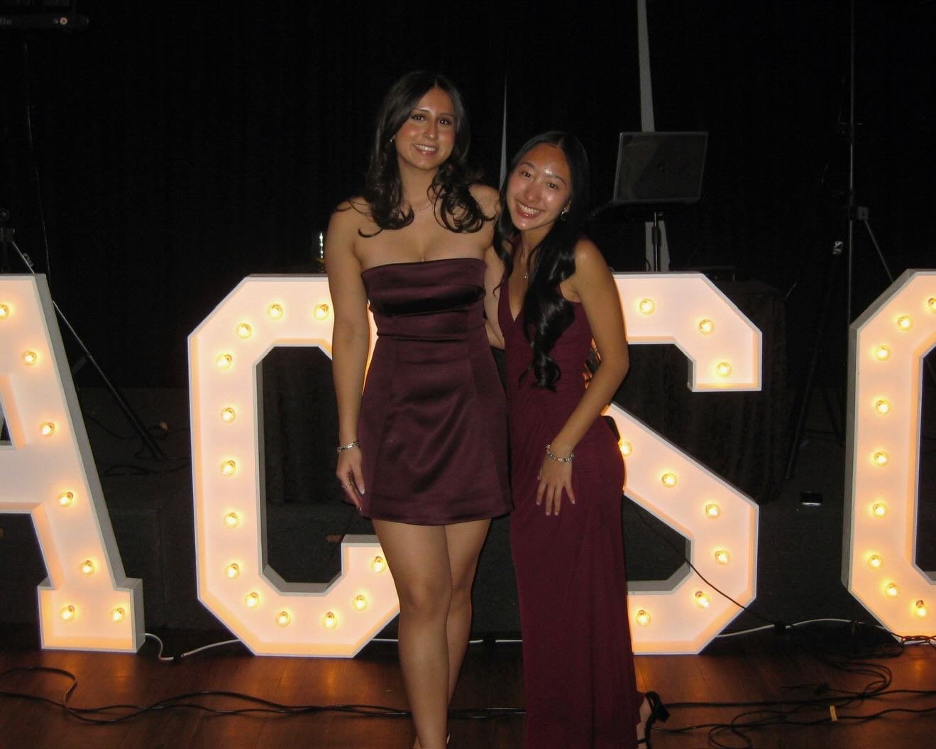 Dear MacSci,

From the bottom of our hearts, thank you so much for attending Formaldehyde 2026: A Moonlit Masquerade! We hope Formaldehyde was an opportunity for you to relax and celebrate the beautiful McMaster Science community. 

We would like to 