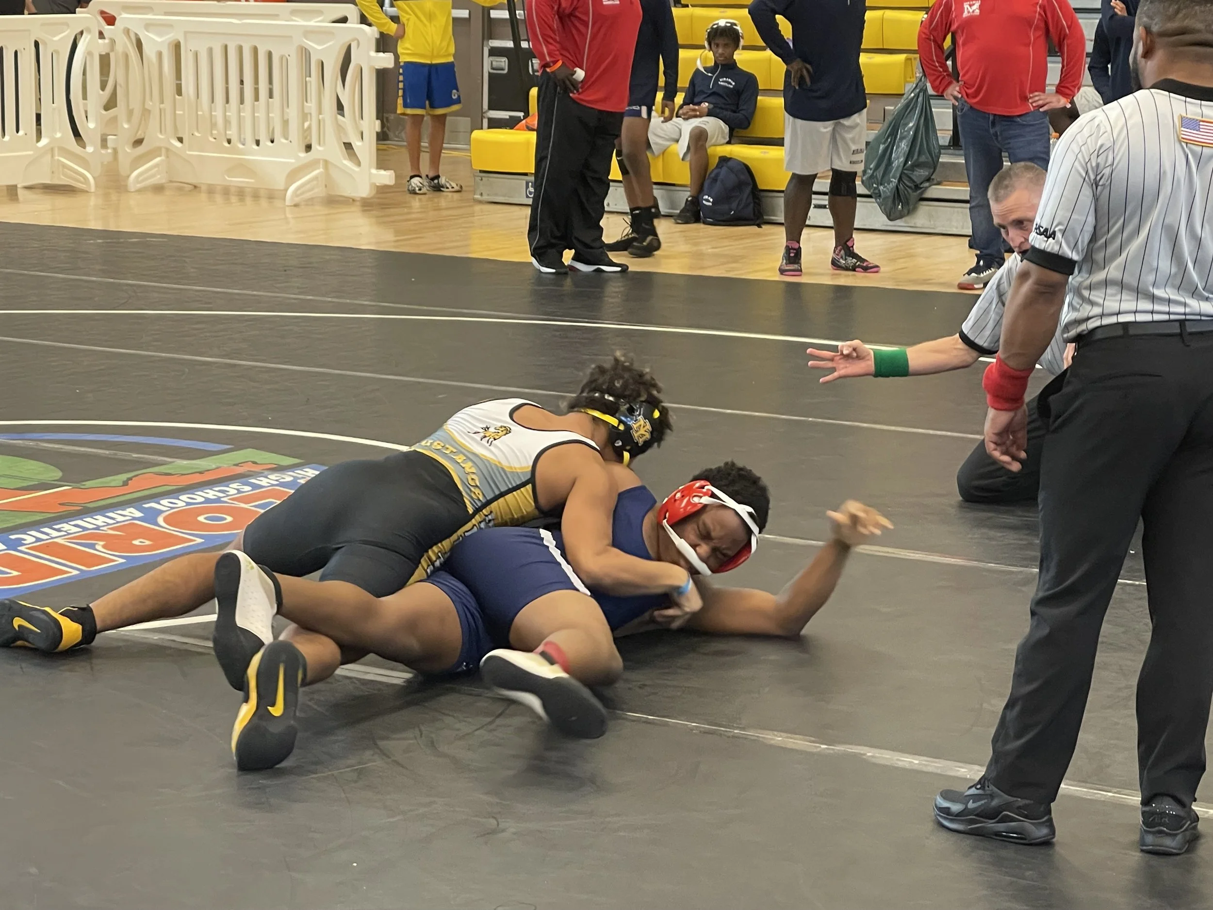 Merritt Island builds early lead, defeats Miramar for second region duals title 