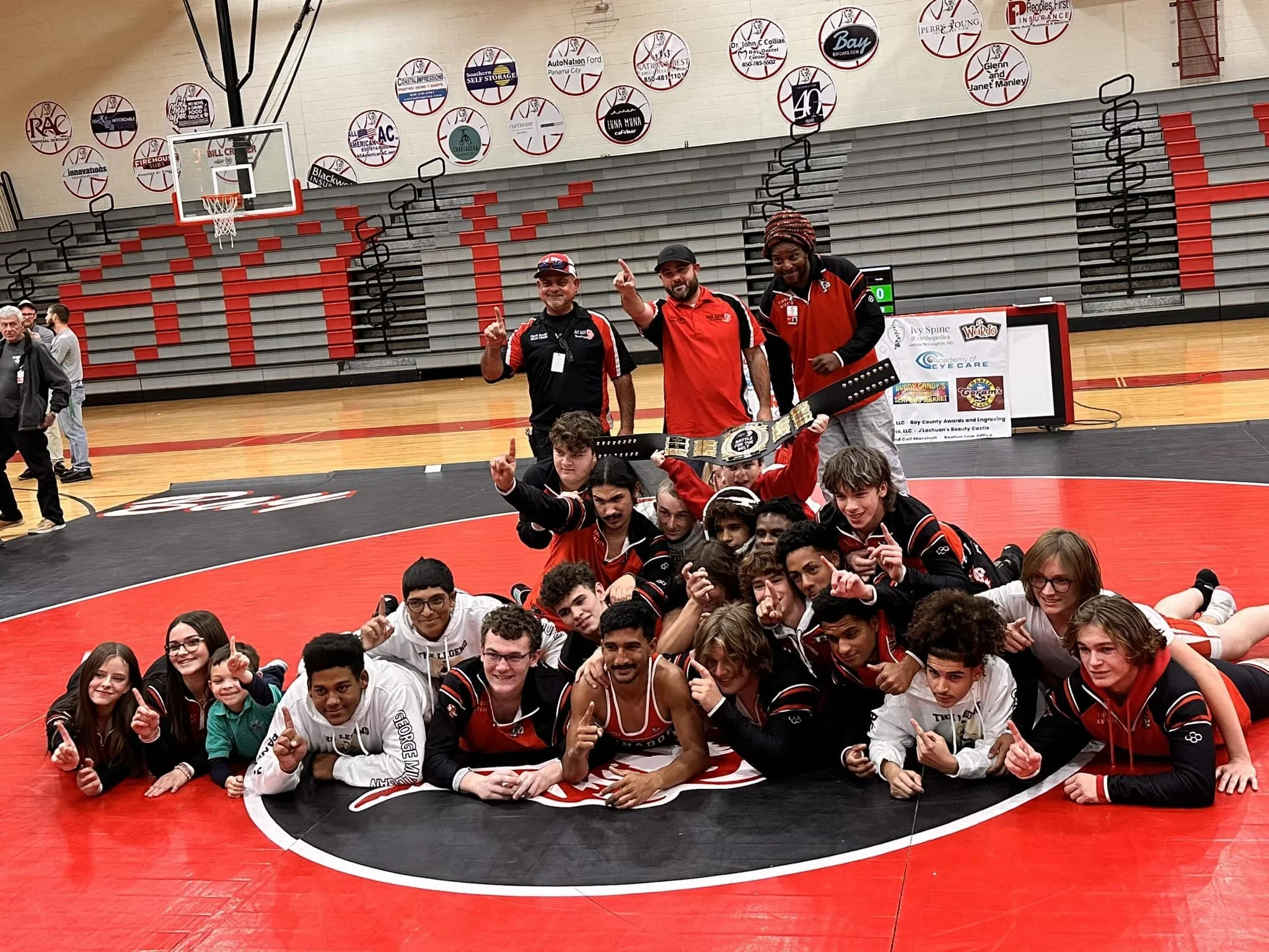 Featured Dual: Sanchez hammers drum, opponent to help lead Bay to victory
