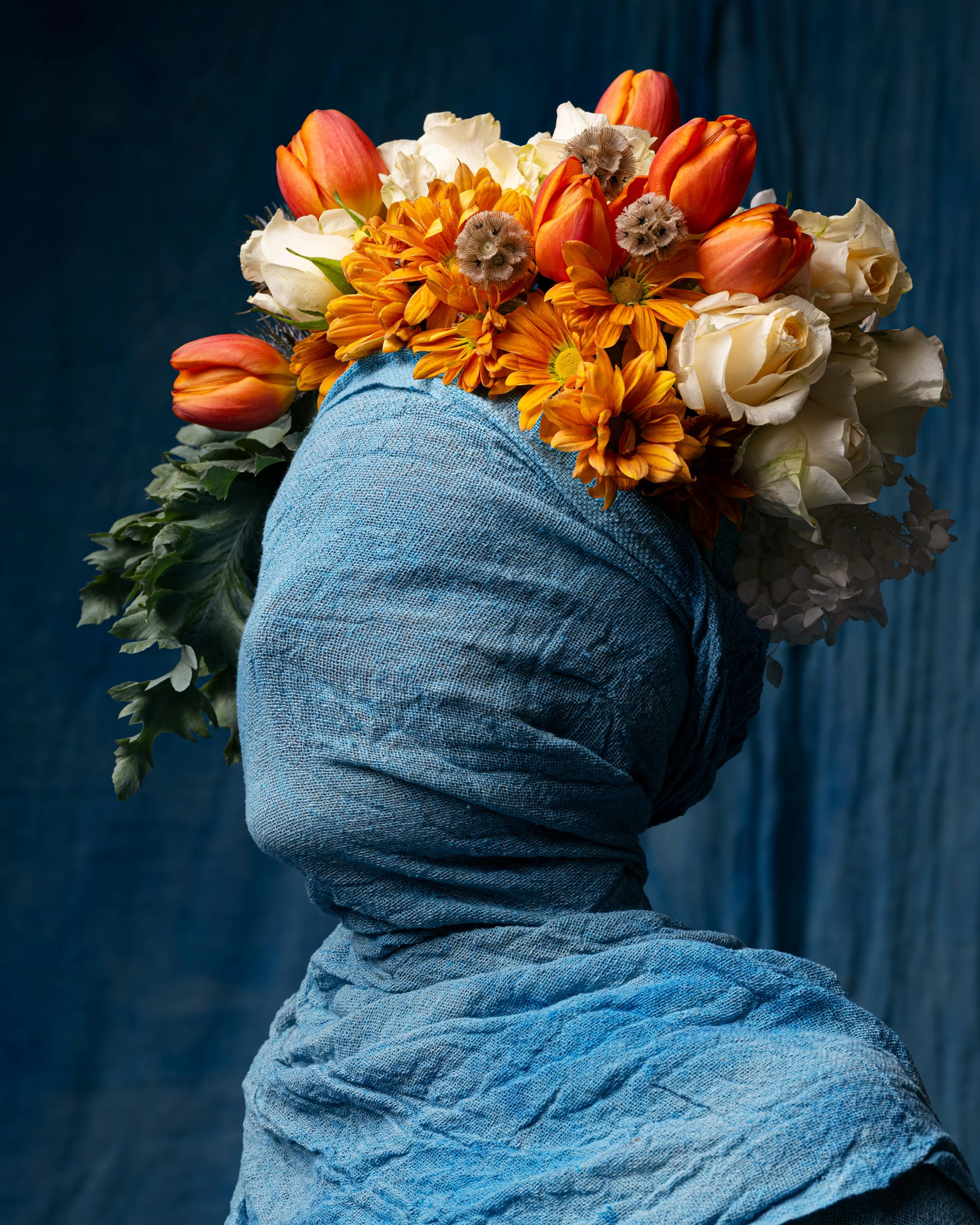 Luca Lombardi Dubai flowers surreal blu-02.jpg
