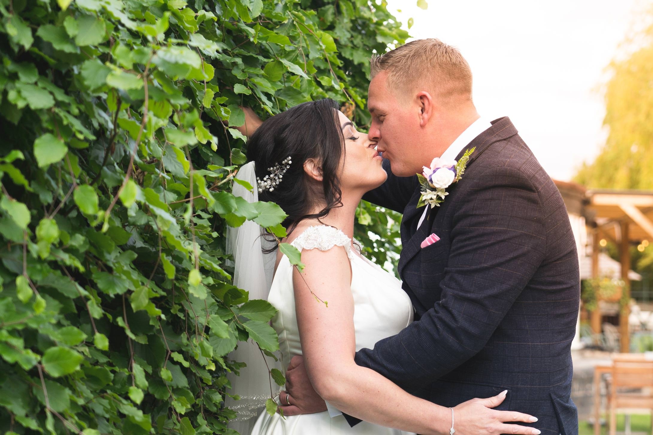 A-Fran-and-Stu-wedding--3.jpg