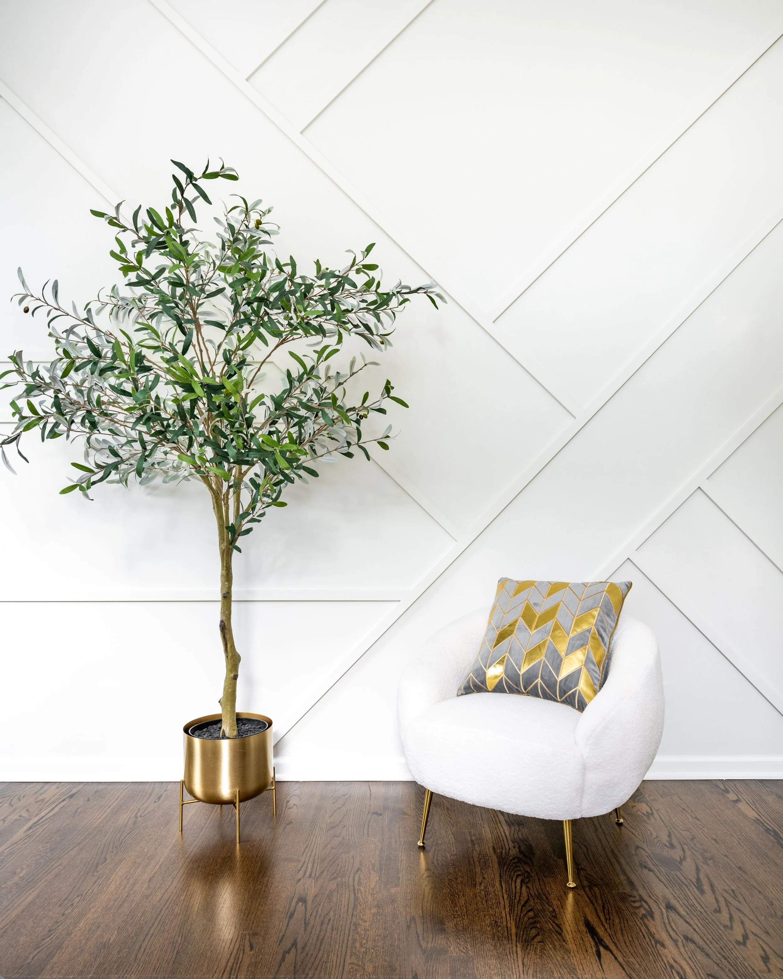 Emily Bedroom Feature Wall.jpeg