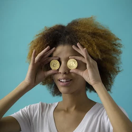 How much to charge for babysitting [2023 rates]