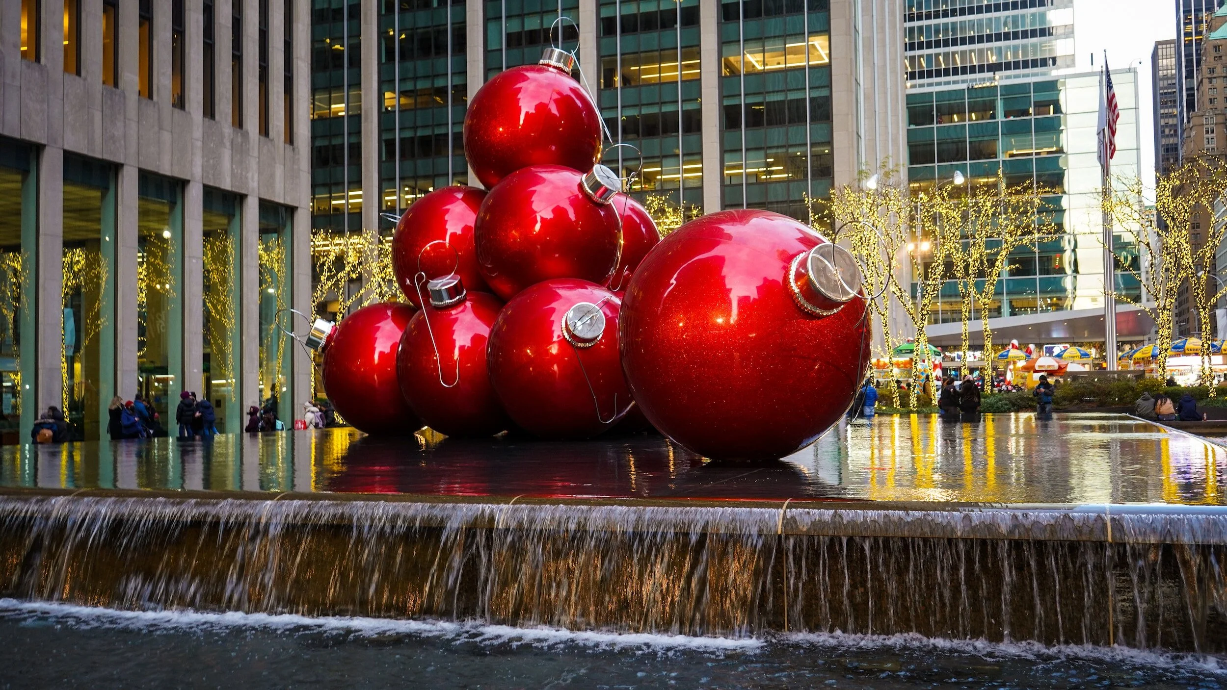 Top 7 classic and unusual spots to visit with your kids in NYC this holiday season