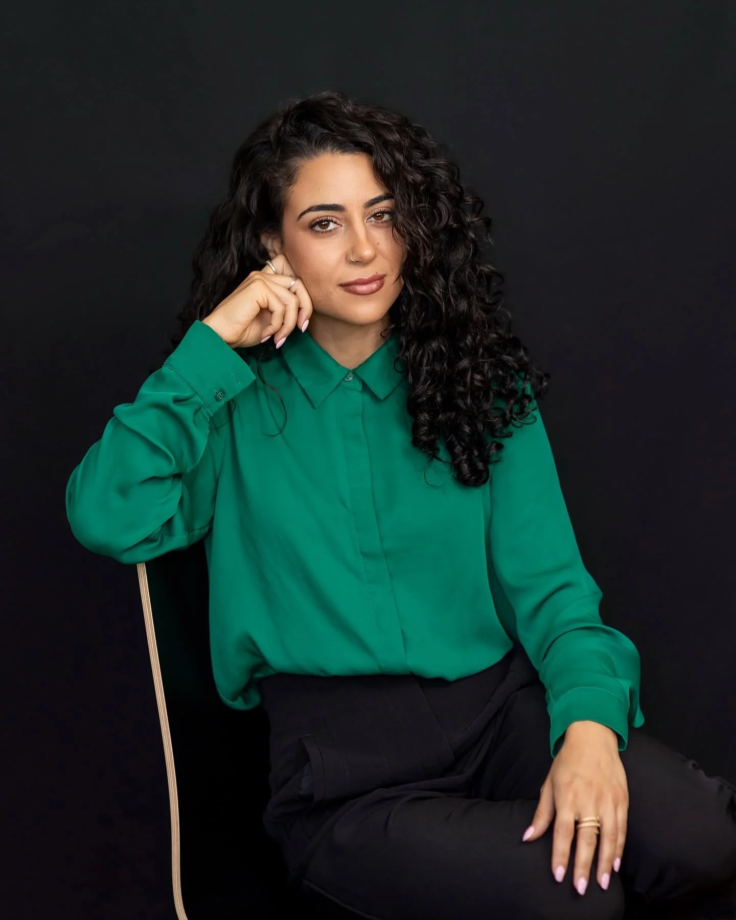 Professional-Headshot-Brand-Photos.jpg