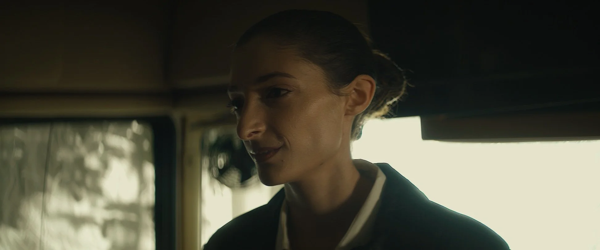 B015_B005_01019X-859 1.jpg