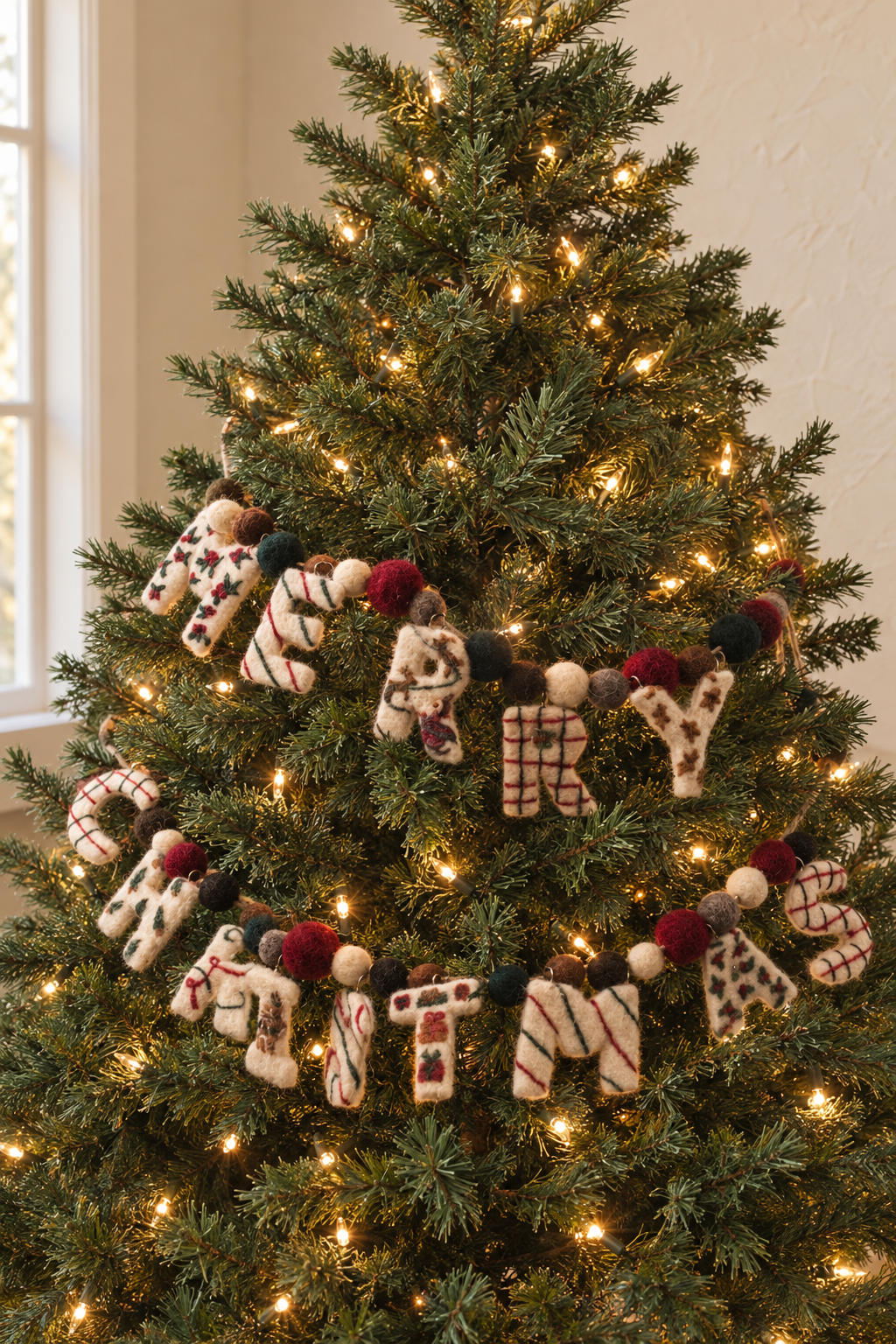 Christmas Garland on Tree.png