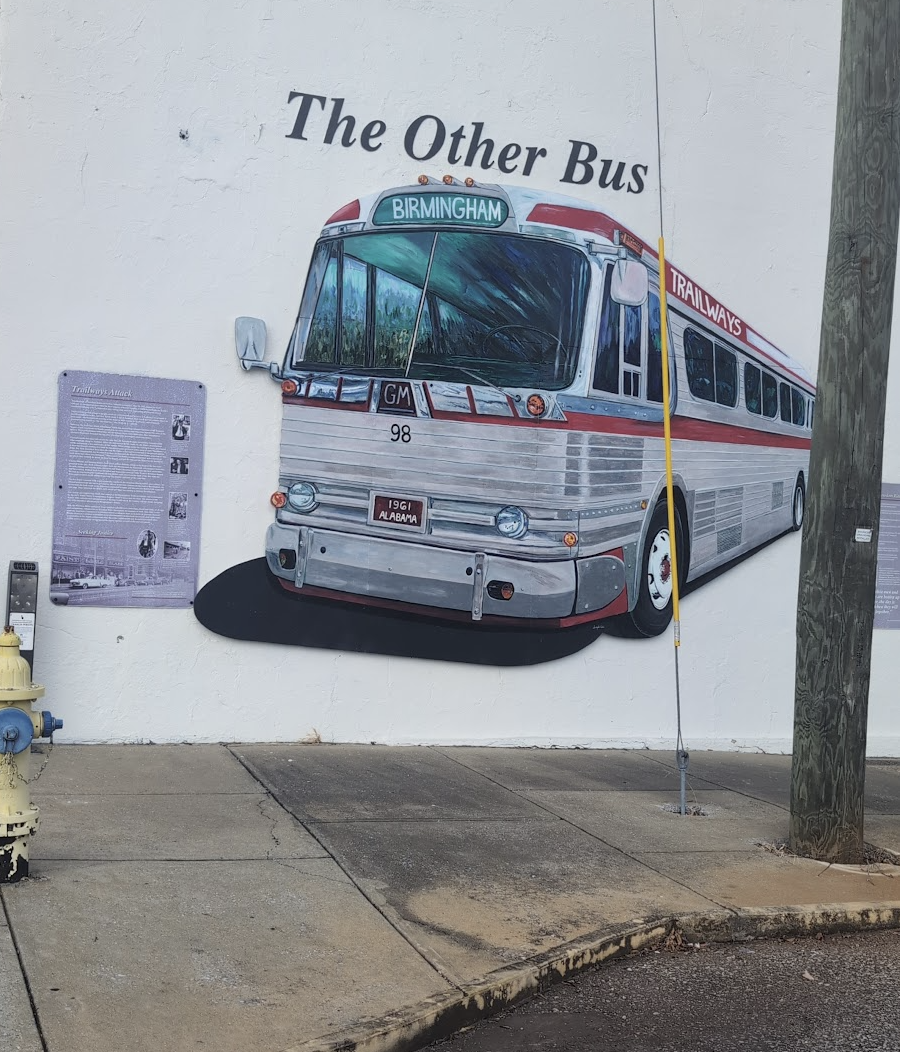 The Trailways Bus Protest: The Courage of the Freedom Riders and the Violent Attack at Anniston