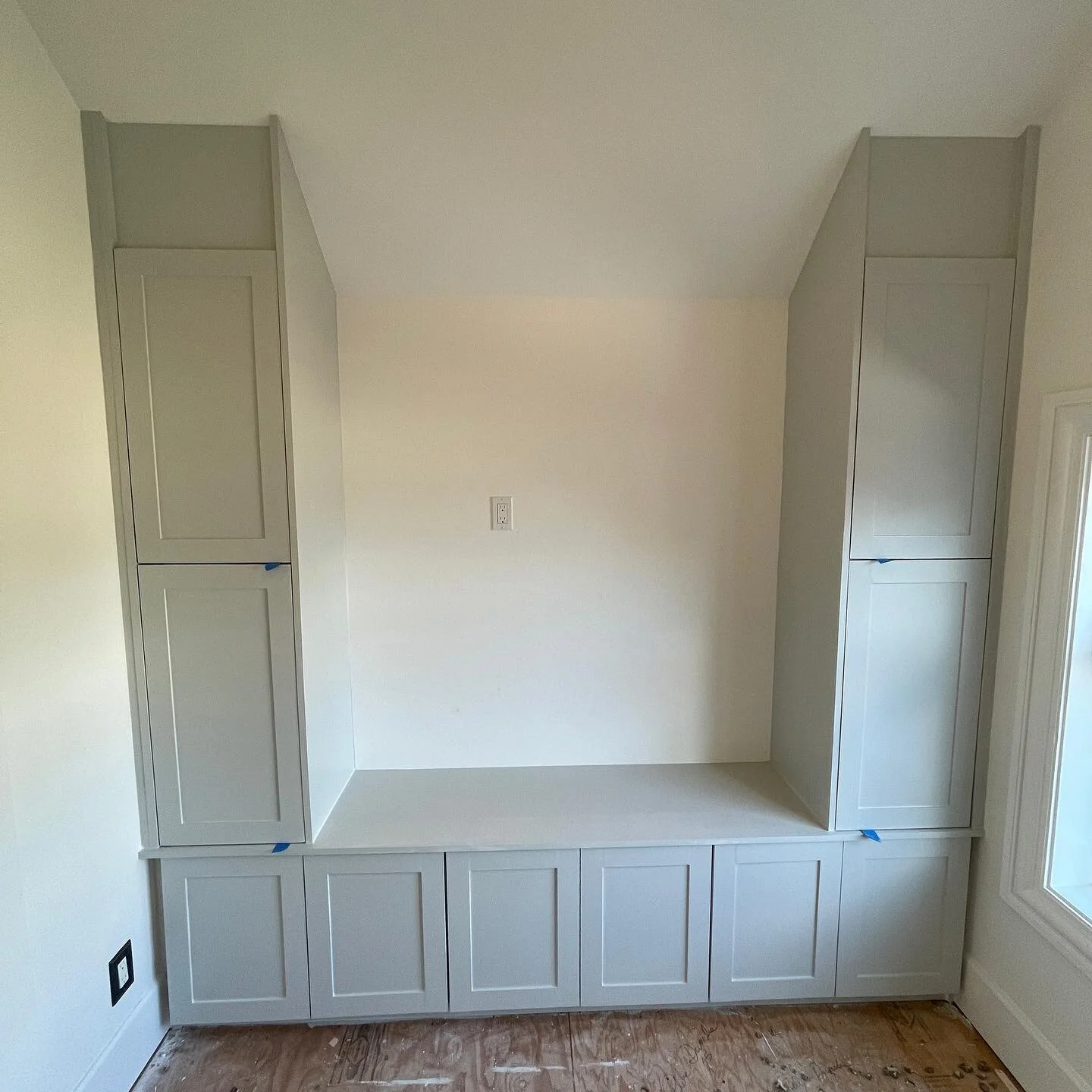 Some useable storage and ready for the tv in this kids game area