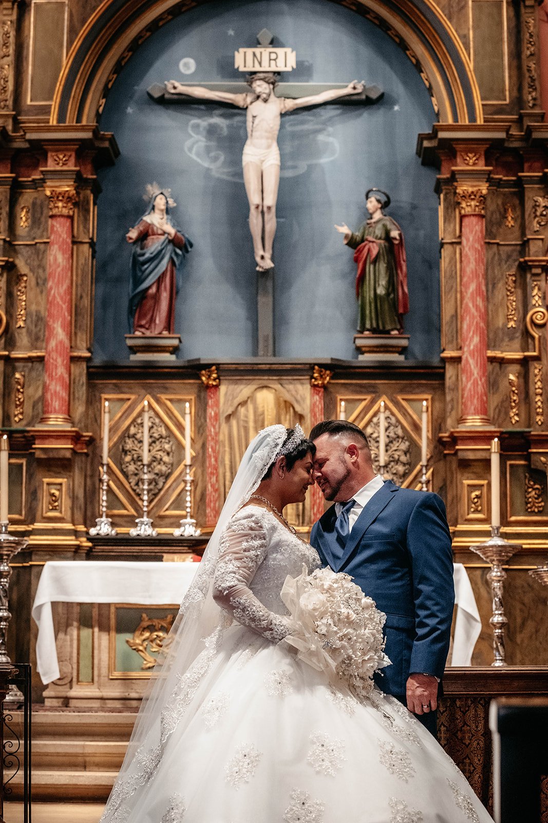 carmel-mission-basilica-wedding-22