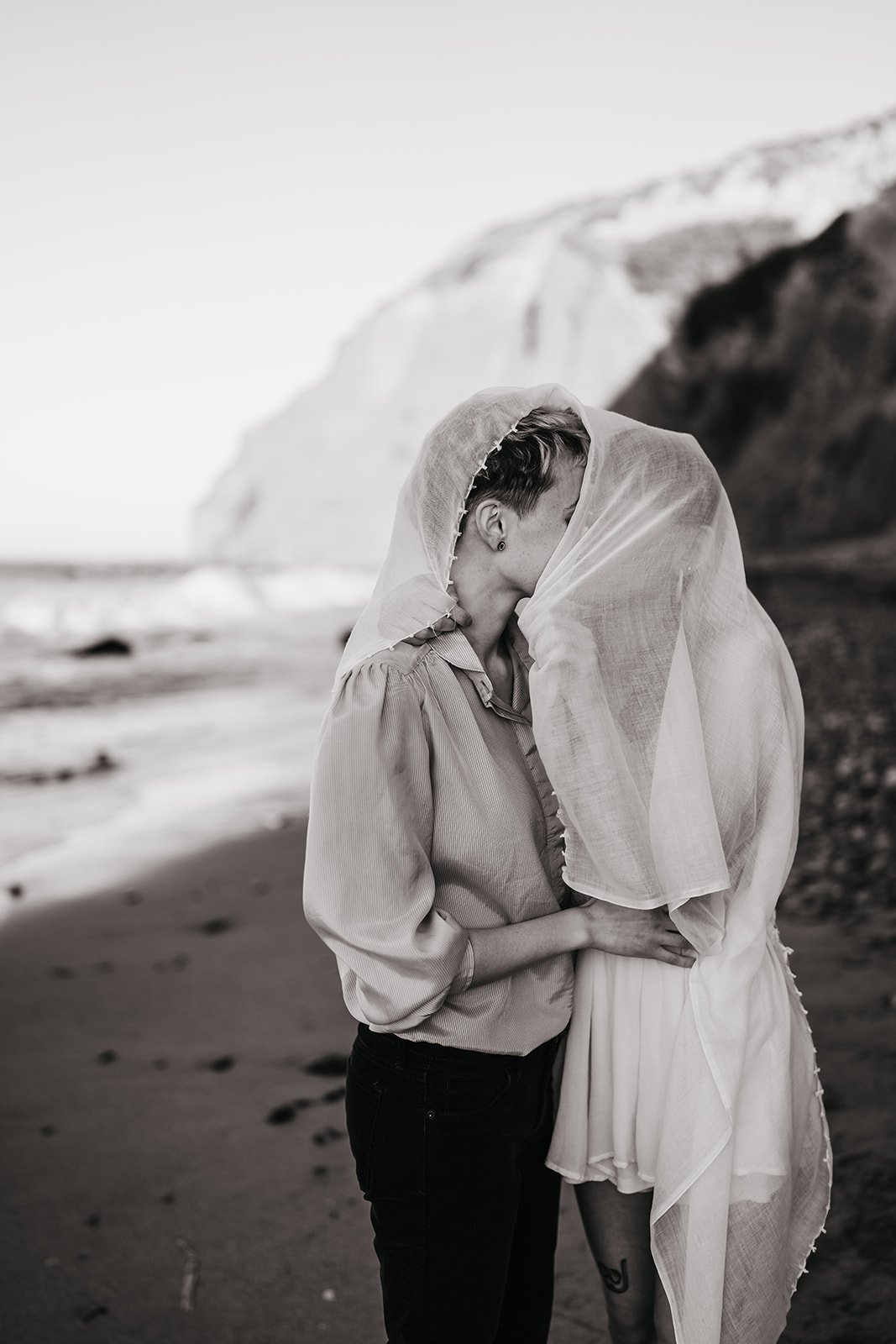 Colorful Adventurous Dana Point Caves Engagement Session _ Engagement Photographer _ Dana Point _ Orange County California _ www.pamelatatz.com-36.jpg