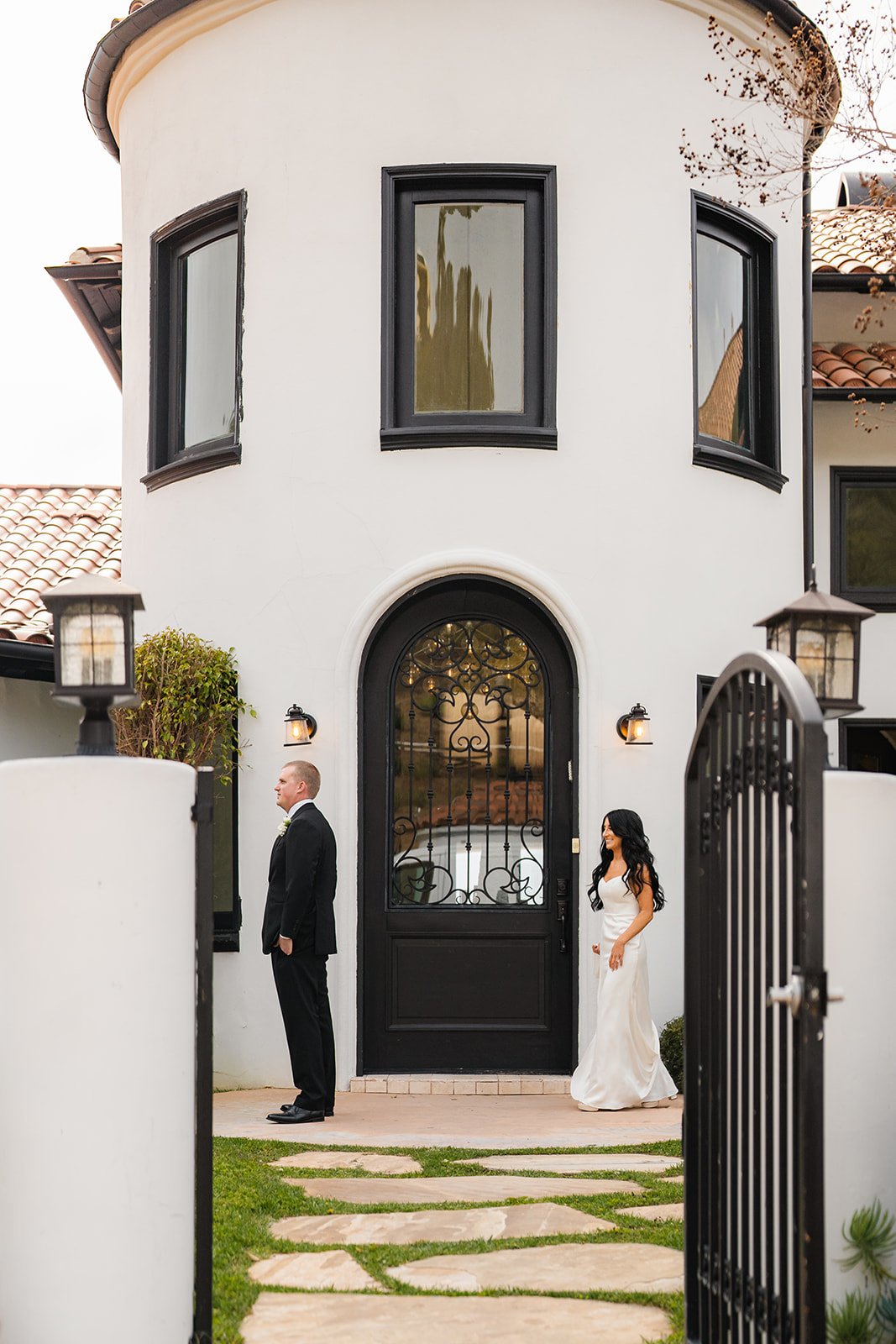 Bride and Groom First Look Photos _ Malibu Garden Estate Wedding _ Malibu California _ Pamela Tatz Photography-2.jpg