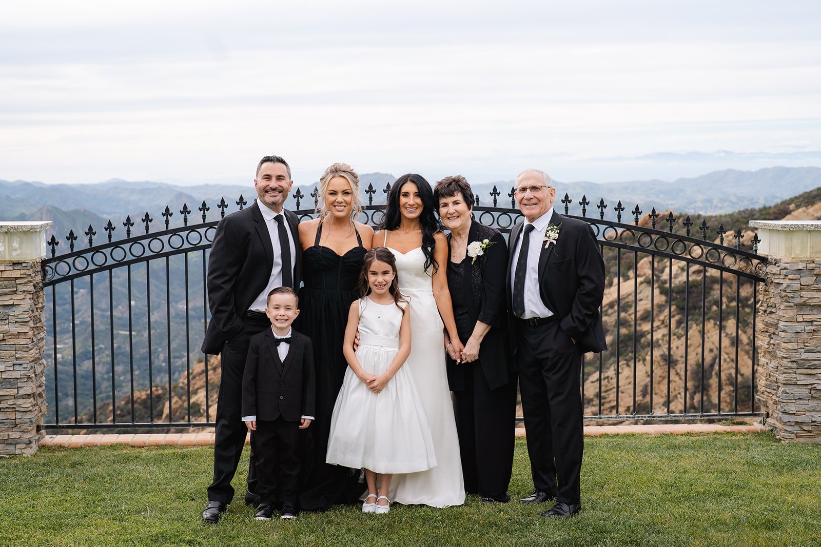 Wedding family portraits _ Malibu Garden Estate Wedding _ Malibu California _ Pamela Tatz Photography-3.jpg