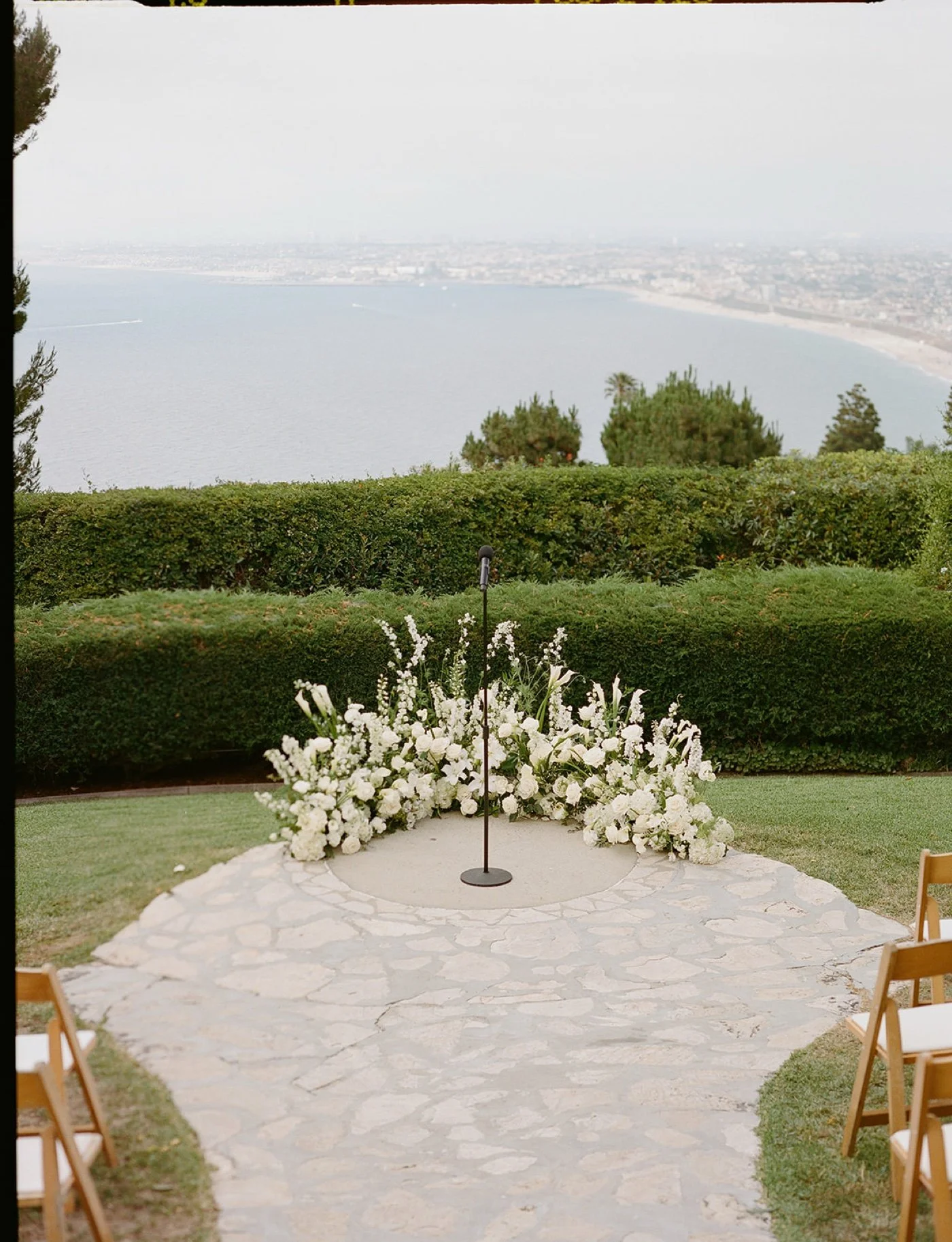 a film photo of a wedding ceremony space at la venta inn in palos verdes estates california