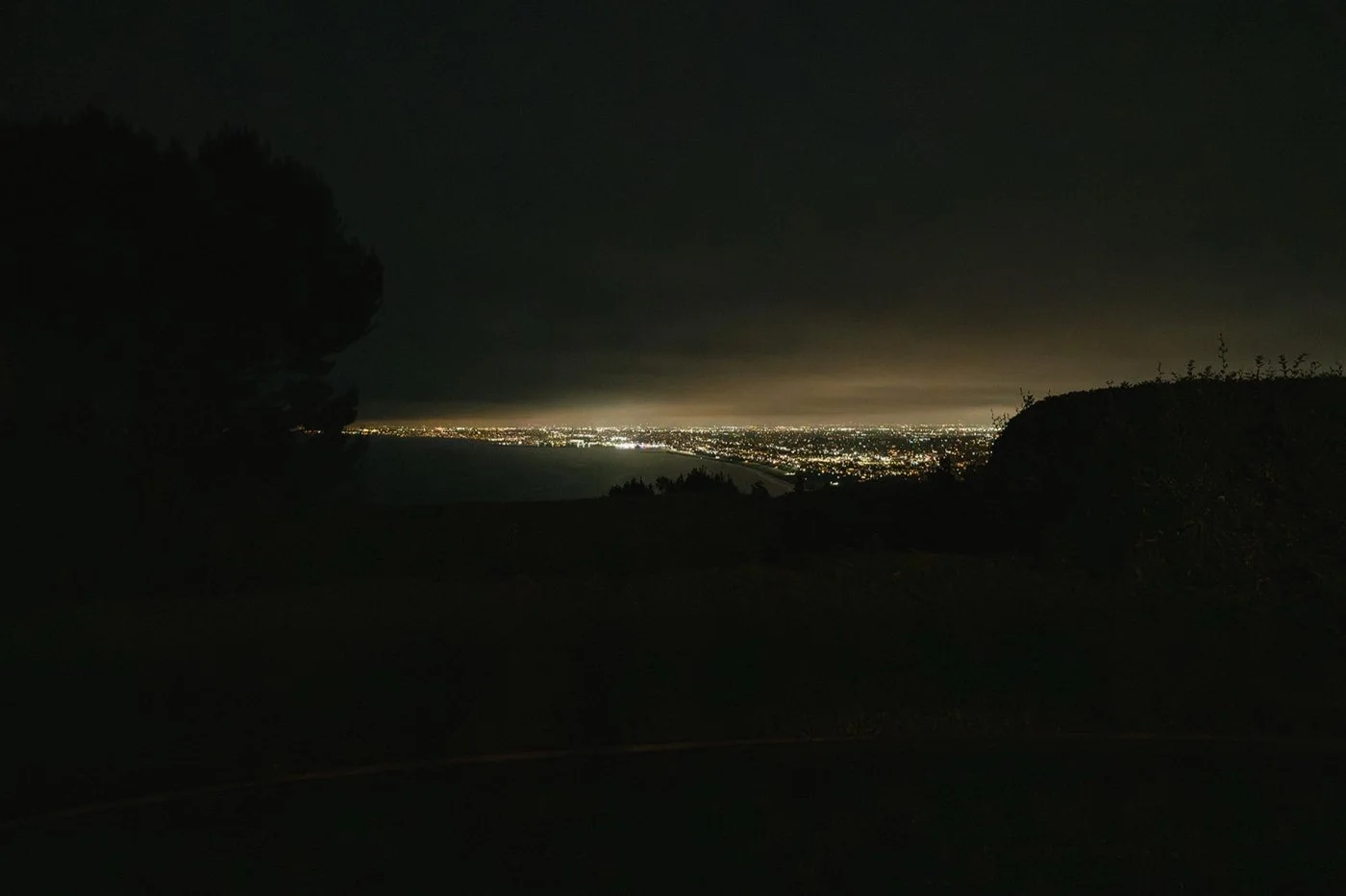 the view at night from la venta inn in palos verdes estates