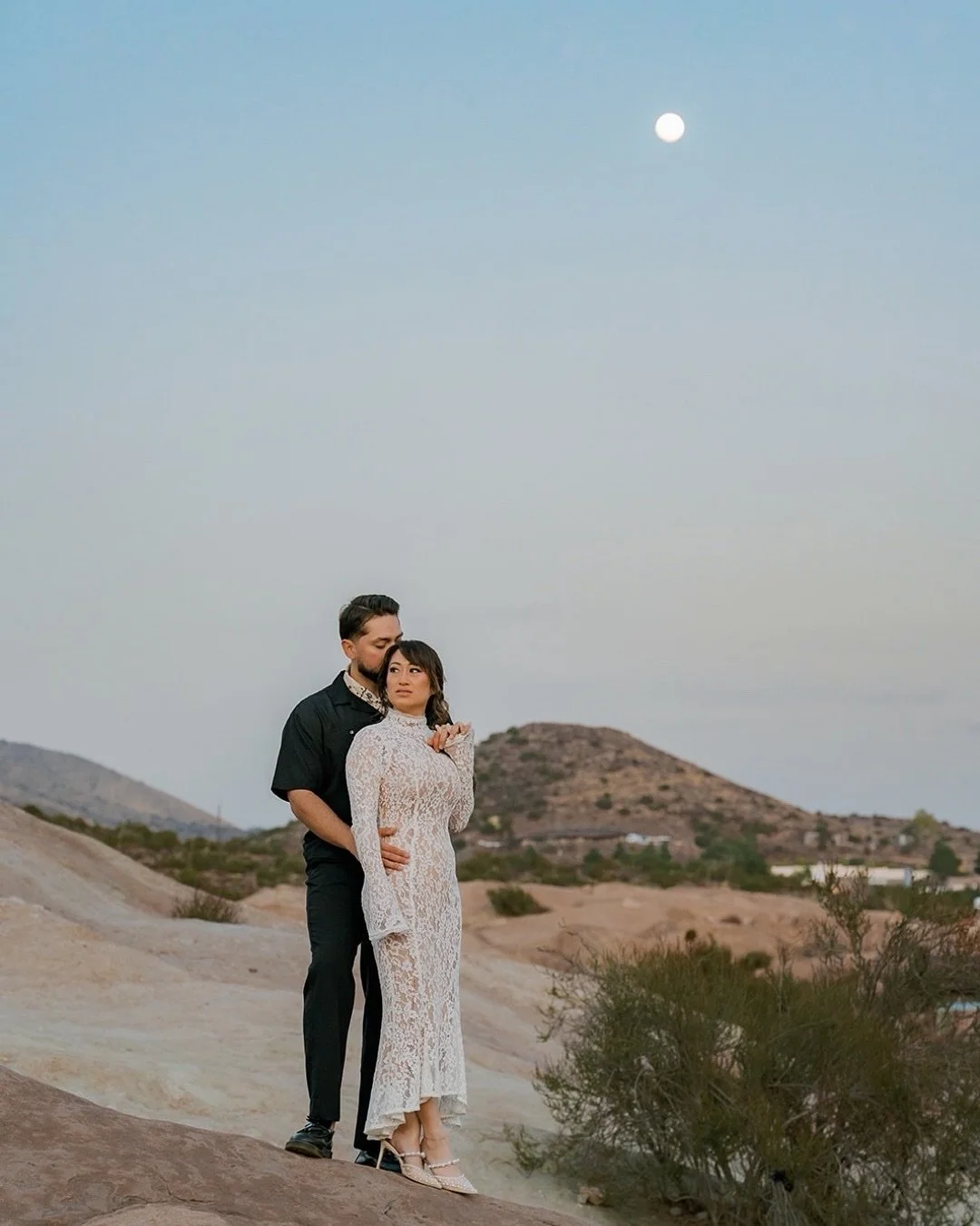 Vasquez Rocks feels like another world (and plays one on TV)
⠀⠀⠀⠀⠀⠀⠀⠀⠀
The beautiful couple: @aamaandaashley + @randouskies