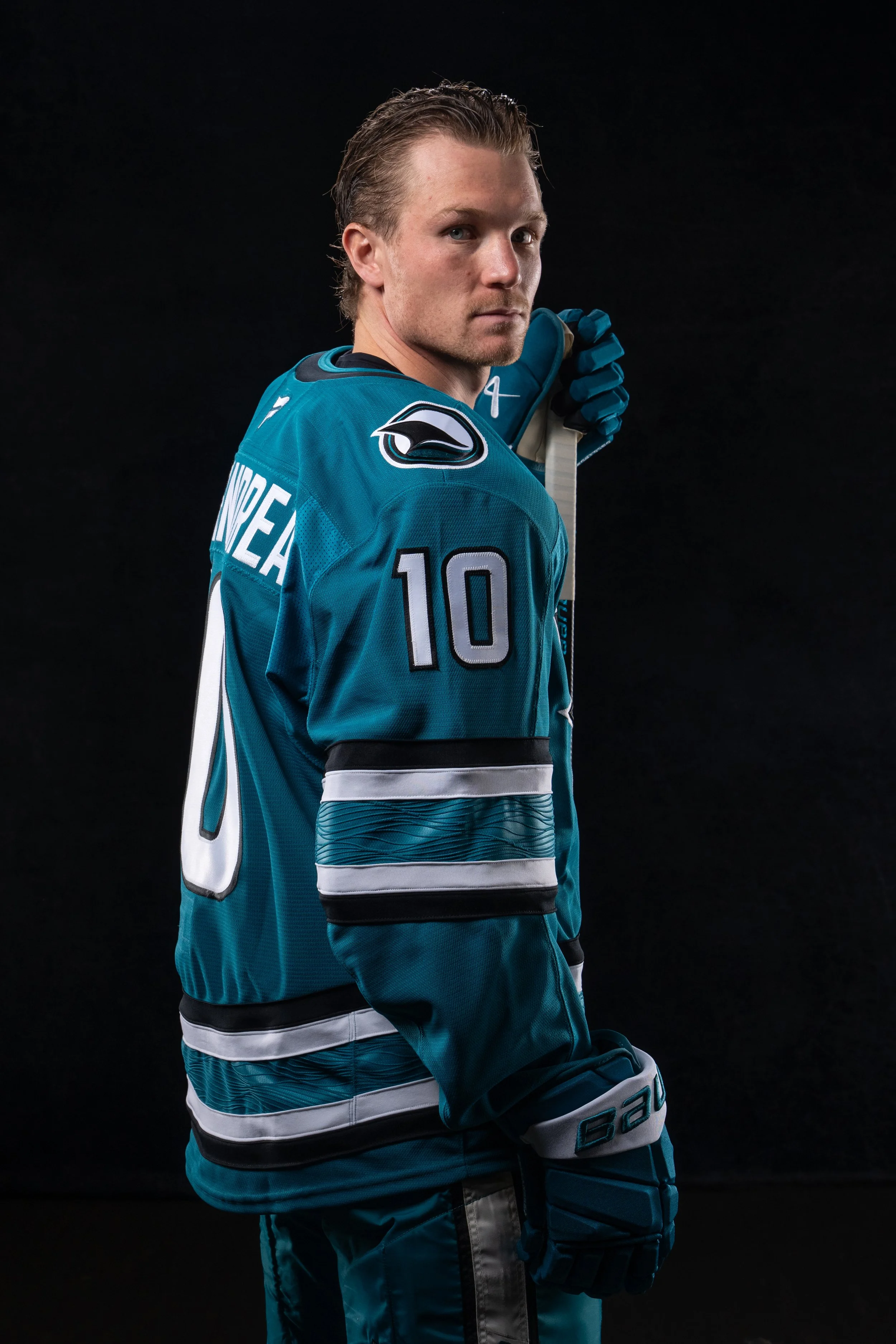 2526_sharks_best53.JPG