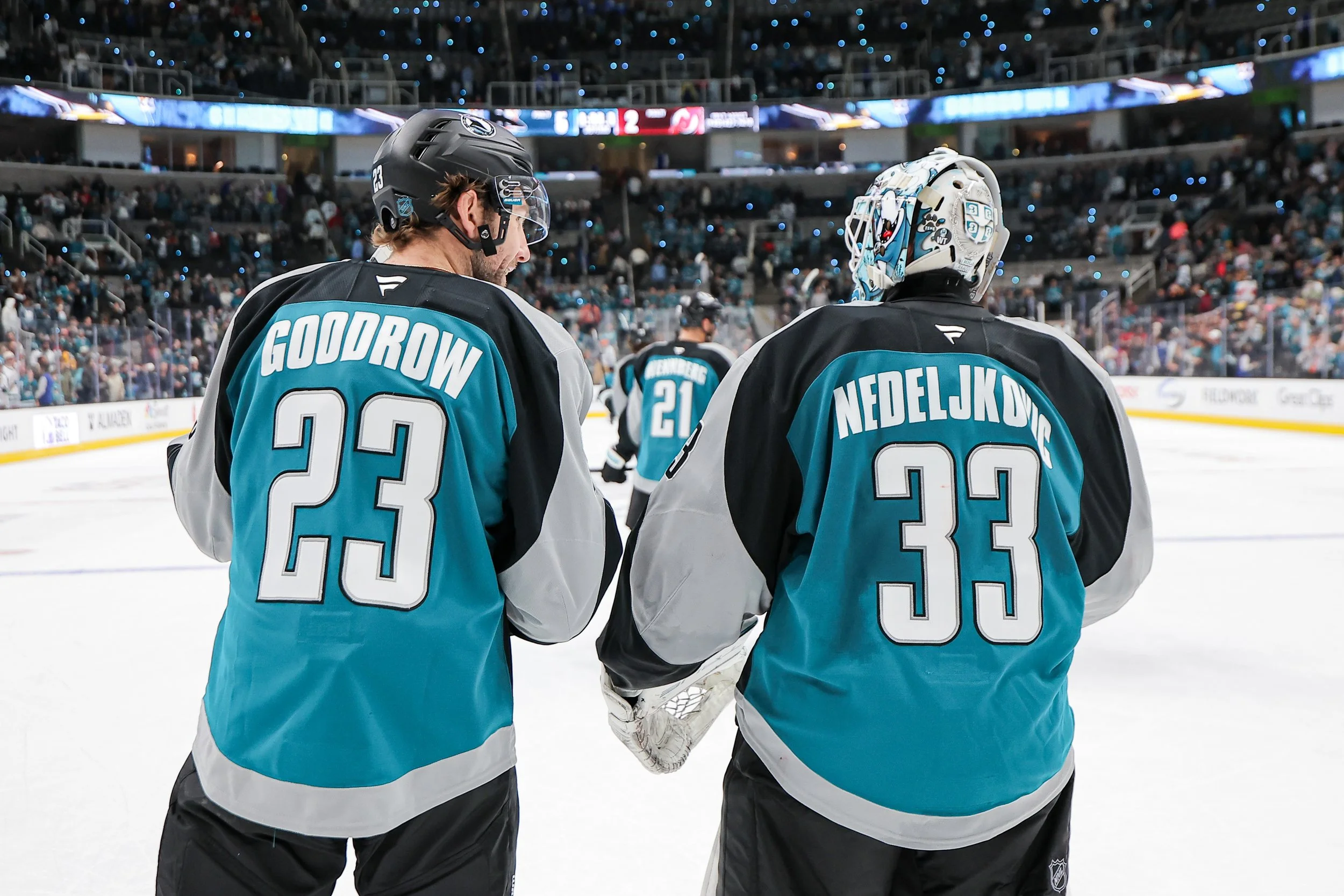 2526_sharks_best08A.JPG