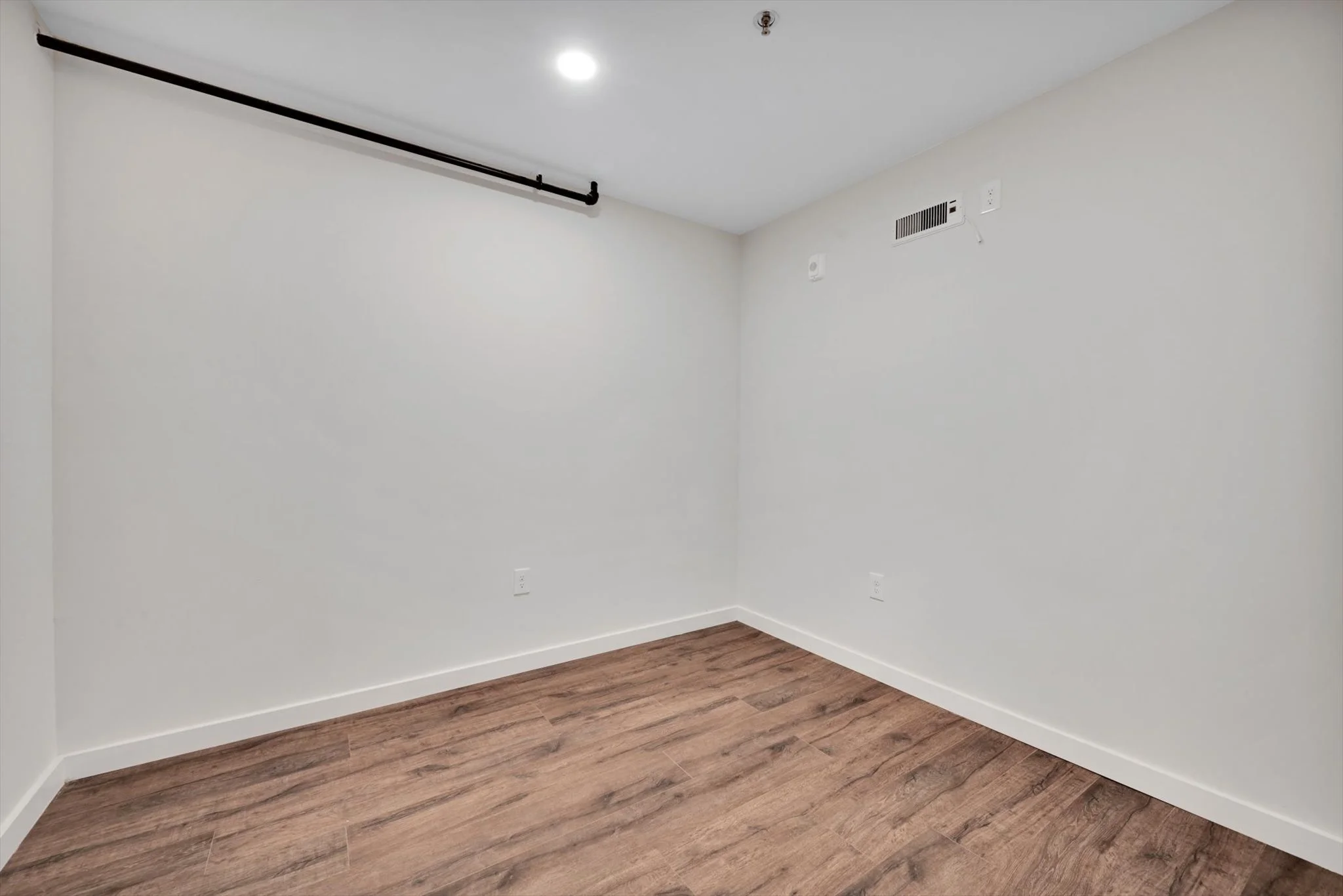 74-Apartment 325 - Bedroom.jpg