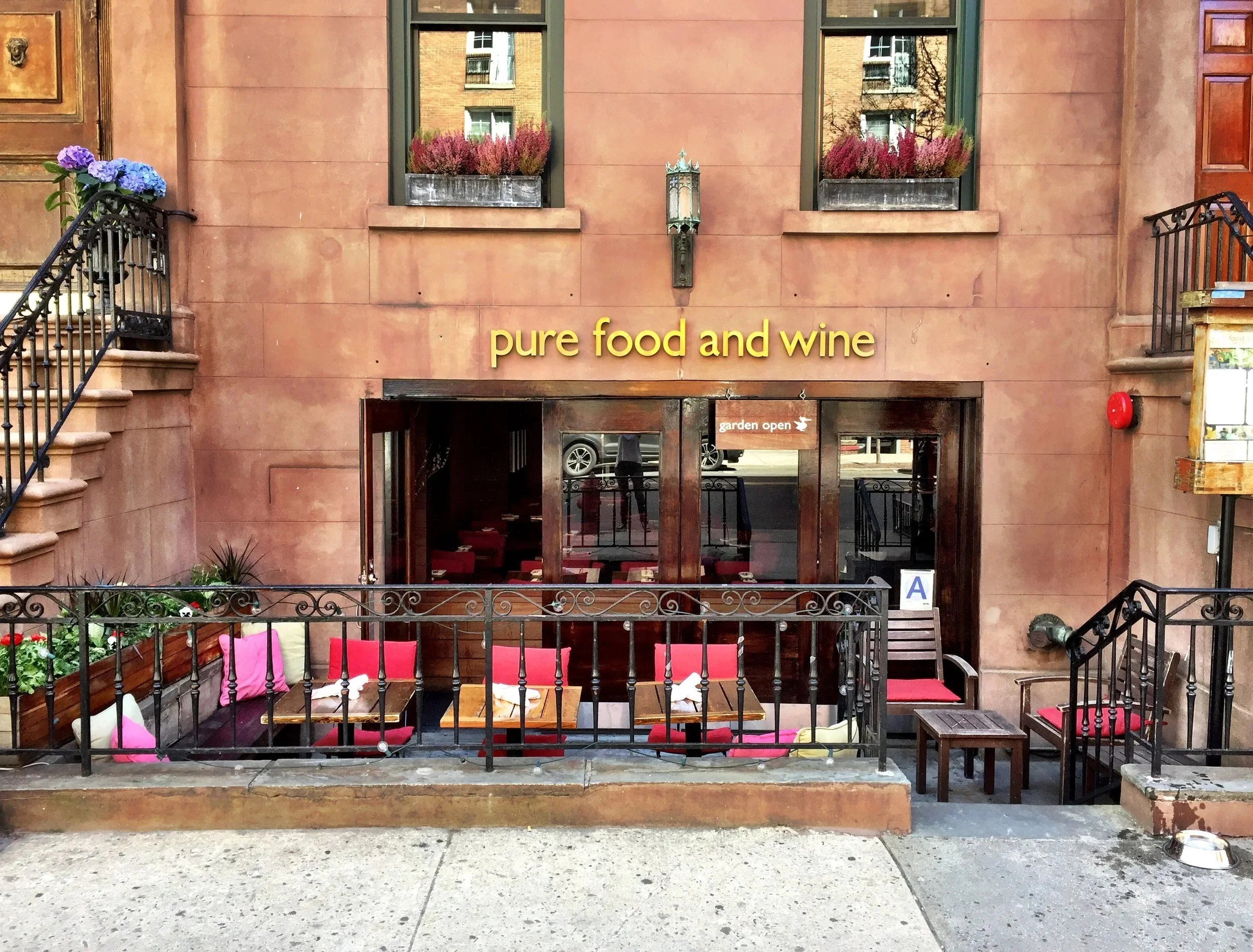 Pure Food and Wine entrance