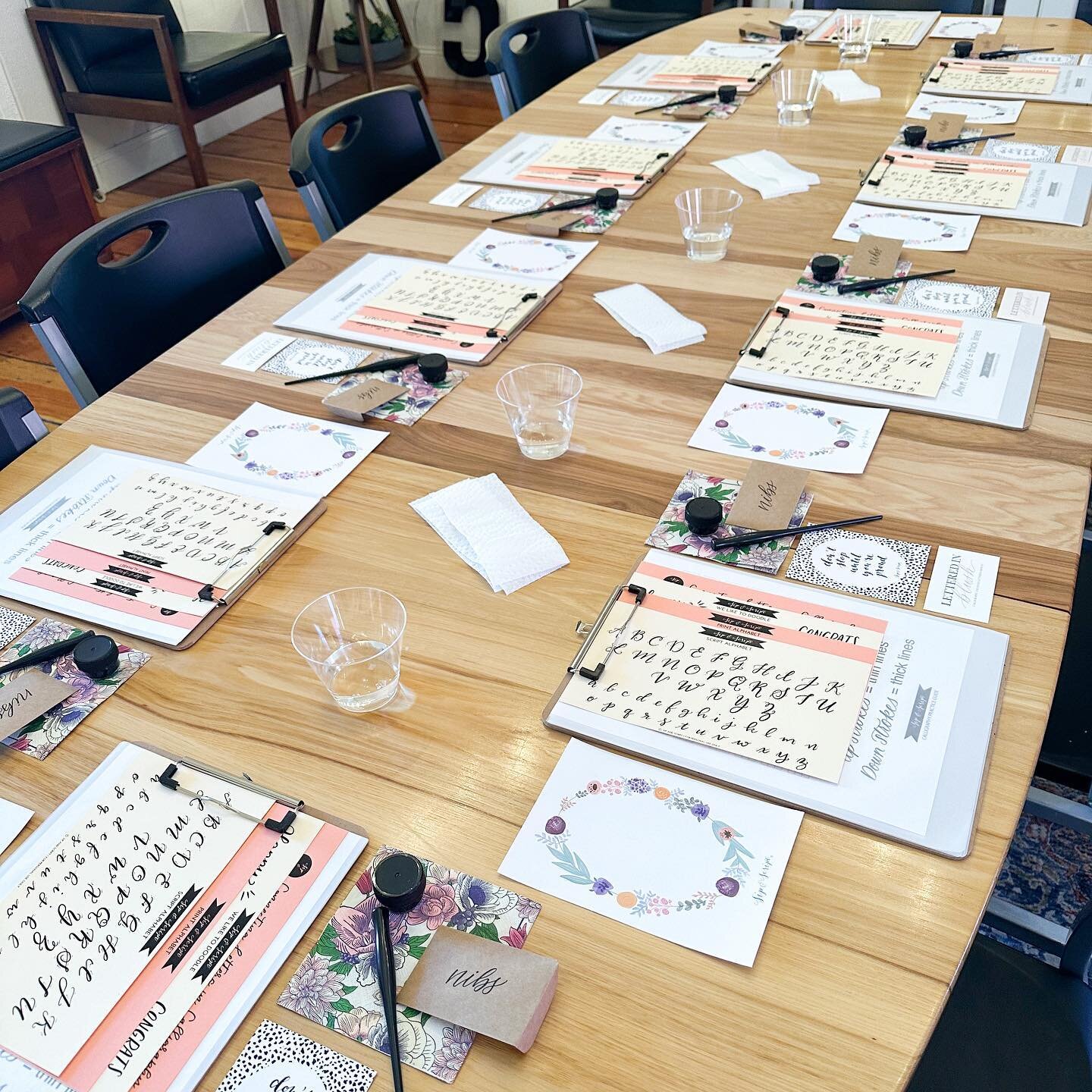 Last class of May is this Sunday! Come join me for a beginner calligraphy class @whelanscoffee in #oconomowoc this Sunday 😊 #lakecountrywi #waukeshaweddings #waukesha #hartlandwi #delafieldwi #lakecountry #calligraphyclass #sipandscript #pewaukee #w