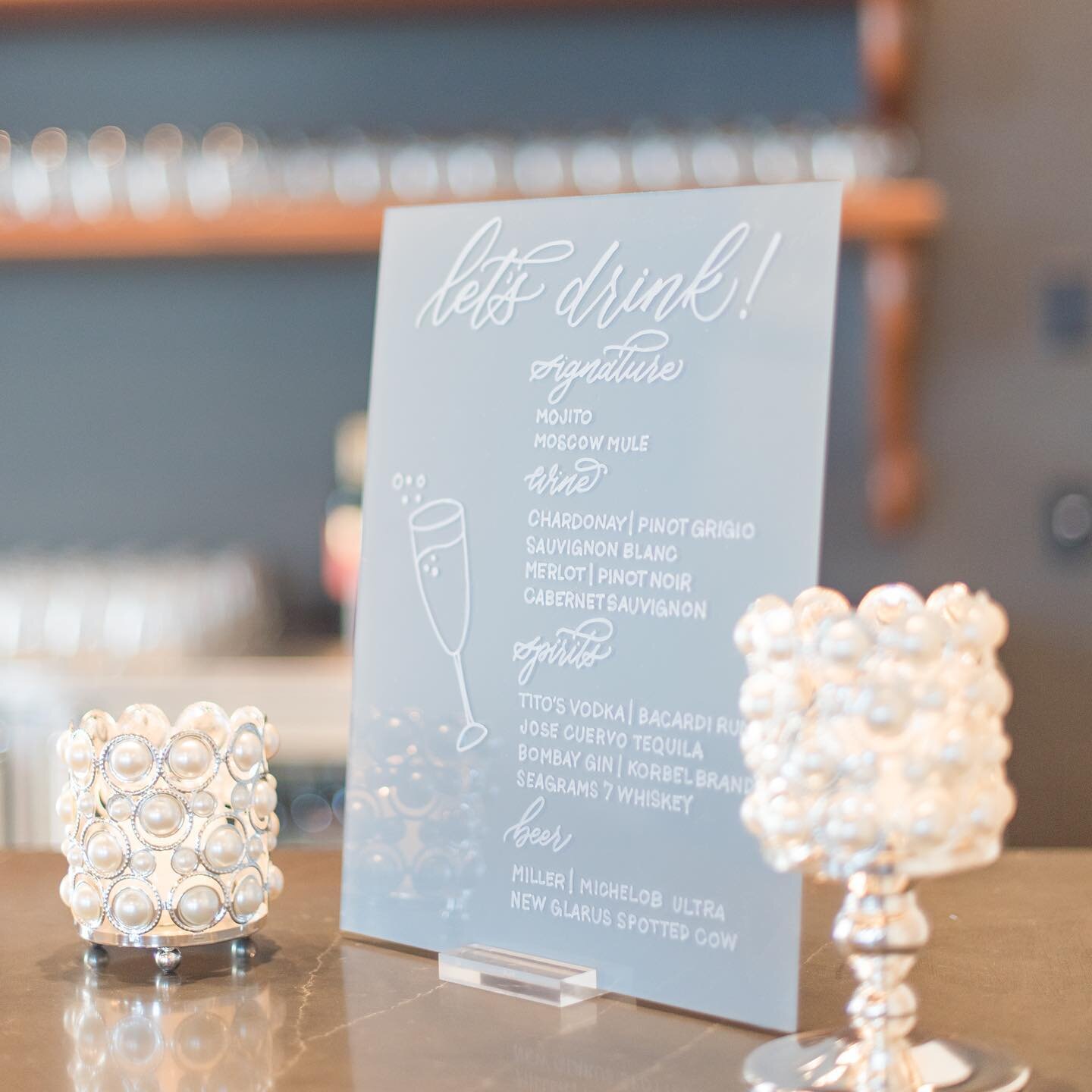 🥂 
.
.
.
Photography @stephmariephotodesign 
Host @outofthe.box.events
Venue @stjames1868
Florist @reflectingyou
Table Design @heavenlycr8
Invitation Suite	@shelbylynndesigns
Calligraphy	@letteredinblush
.
.
#wisconsincalligrapher #milwaukeecalligra