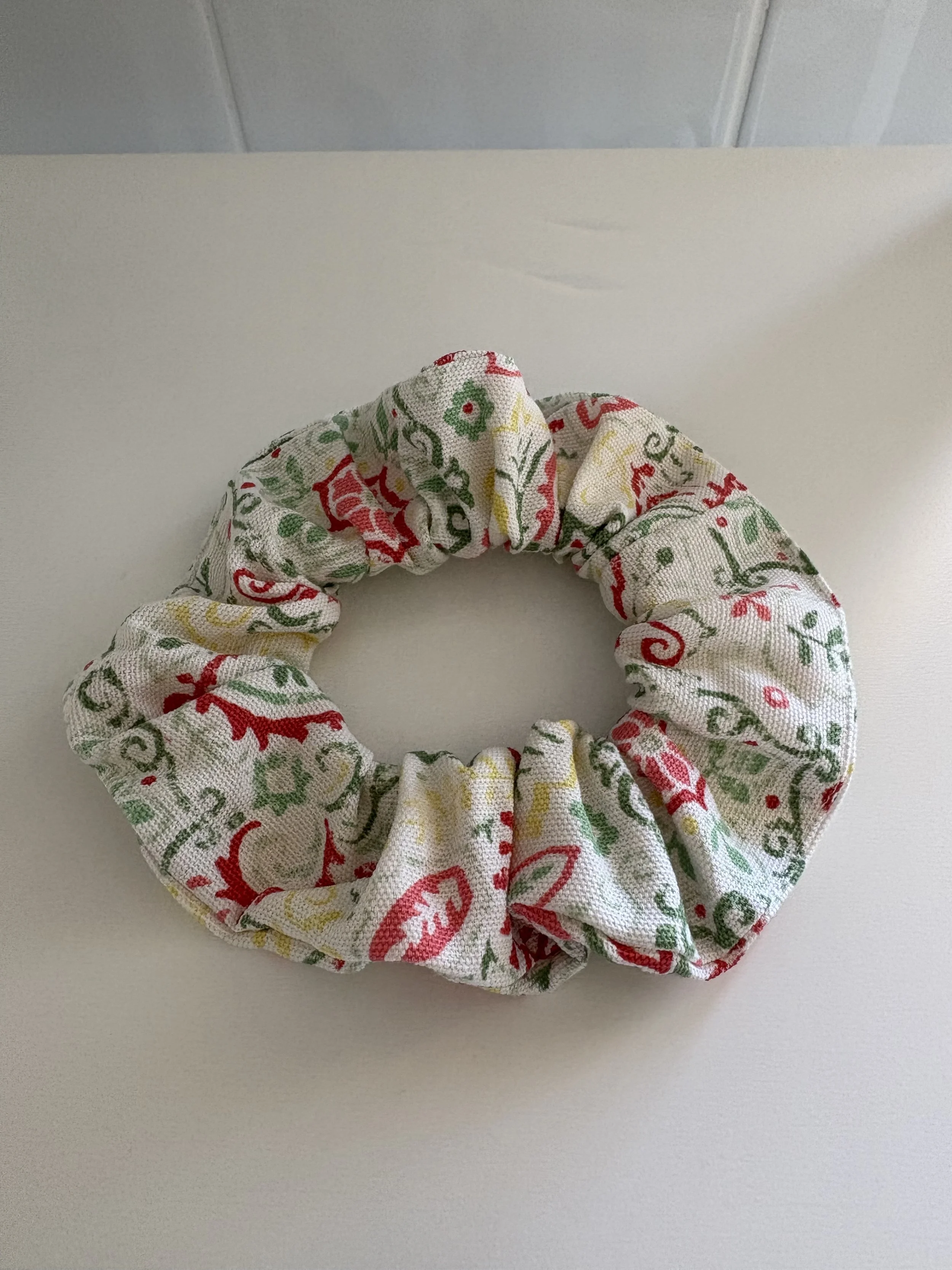 Fresh Fern scrunchie.jpeg