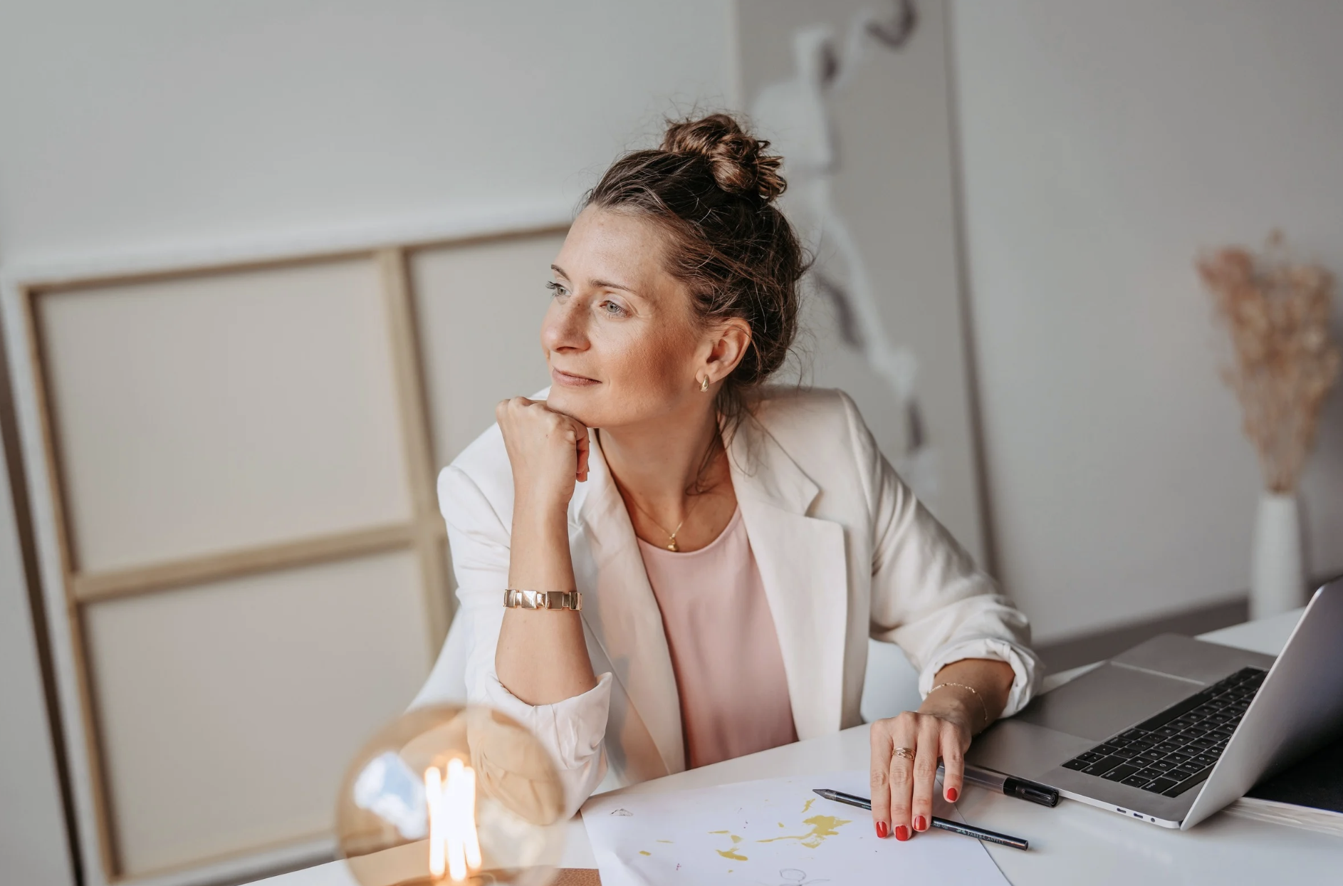 Claudia Schuberth hilft Inhabern im Mittelstand zur Reflexion