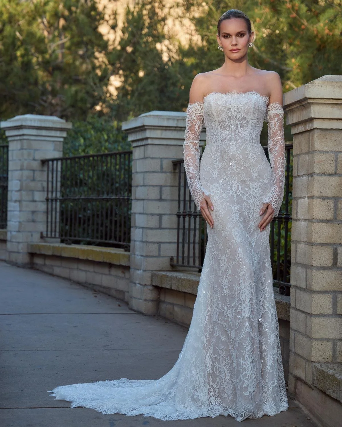 LA26251 Talia