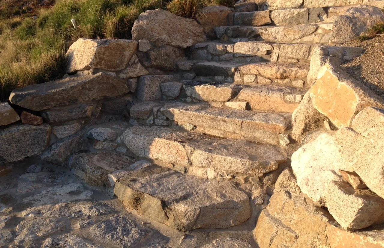 ROCK STAIRWAY.JPG