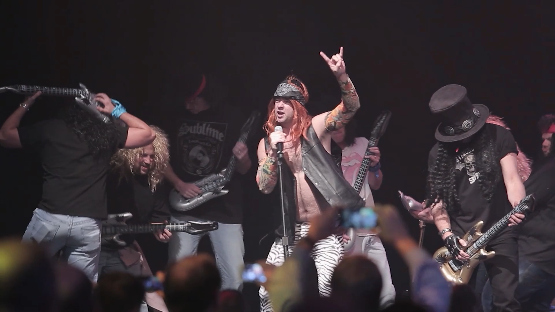 Lip Sync Battle - Header - Hold.png