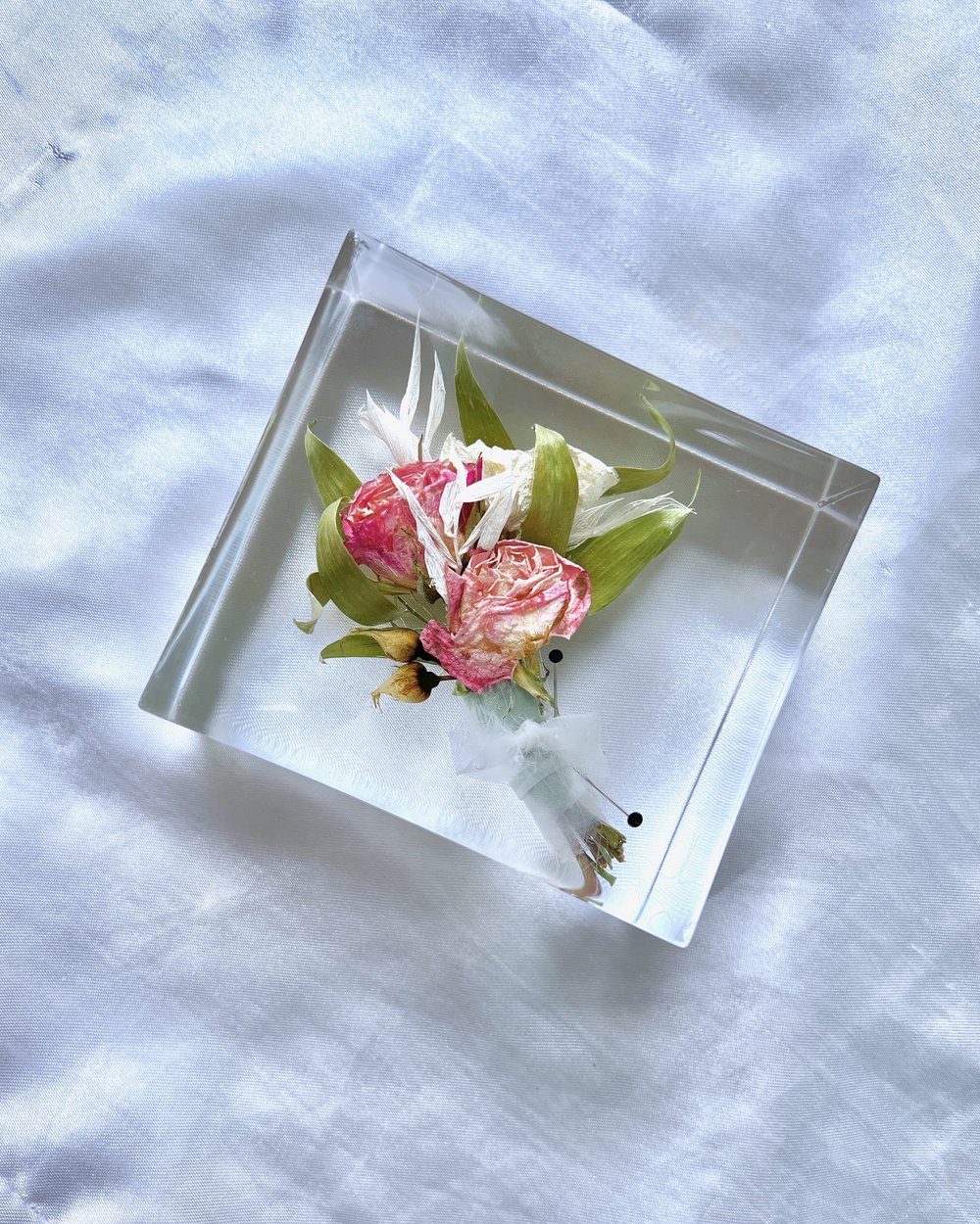 How To Preserve Flowers In Resin Like A Professional - Resin