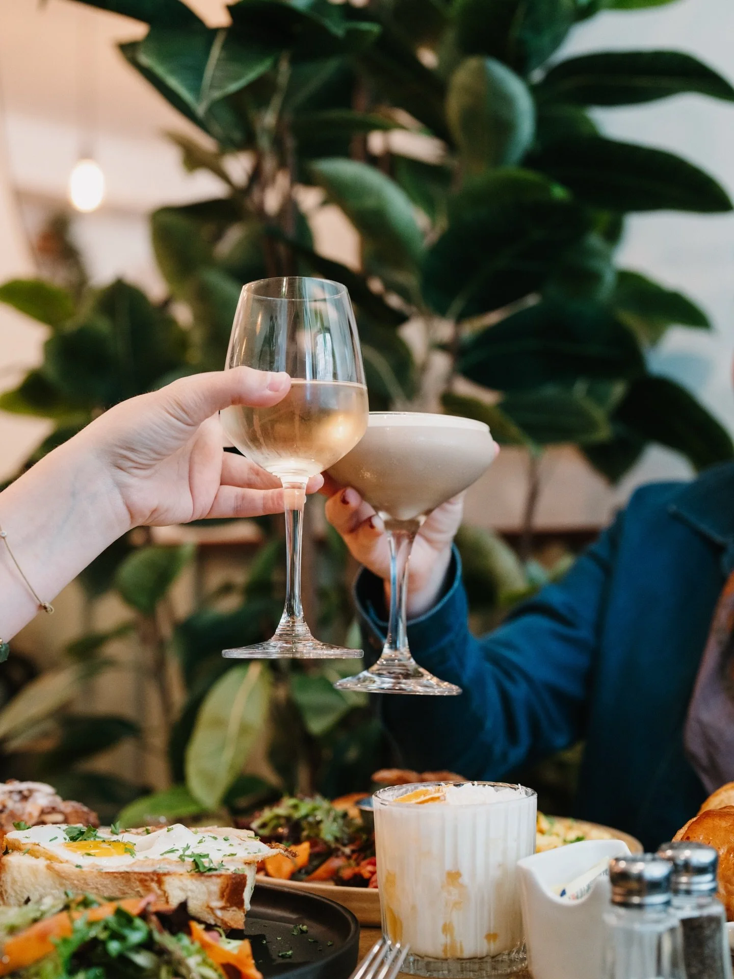 We ate a lot during Christmas&hellip; like, a lot 🧀🥖🍷
And yet, somehow, there&rsquo;s always room for Caf&eacute; Sauvage.
Come reset with good food &amp; good vibes ✨