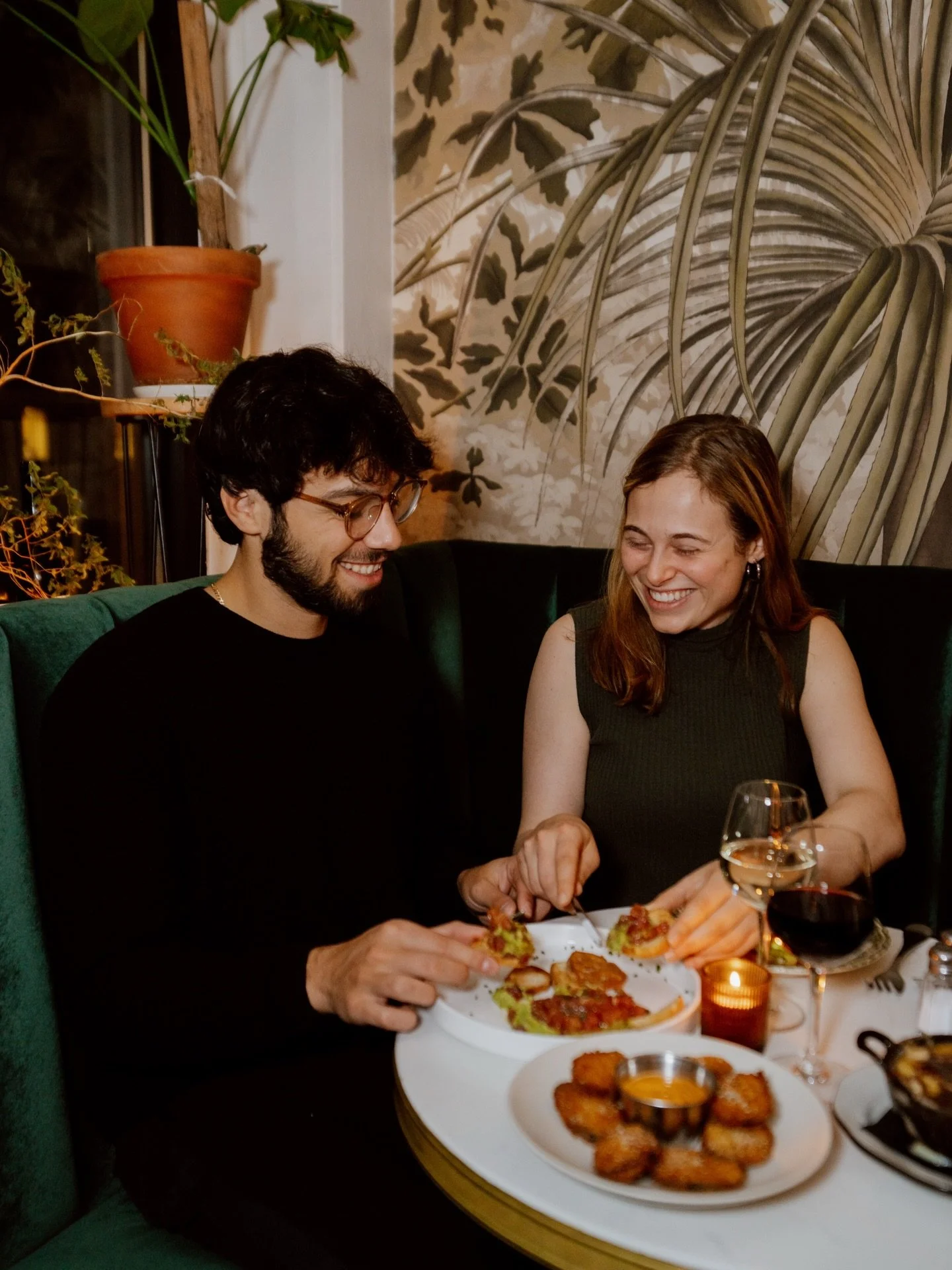 NYE is in 4 days ✨
No full plan yet? That&rsquo;s okay, start your night with us.
2025 was a lot. Before stepping into 2026, let us take care of you with good food, good vibes, champagne &amp; foie gras 🥂✨
✨ NYE Prix Fixe starting at $95 per person 