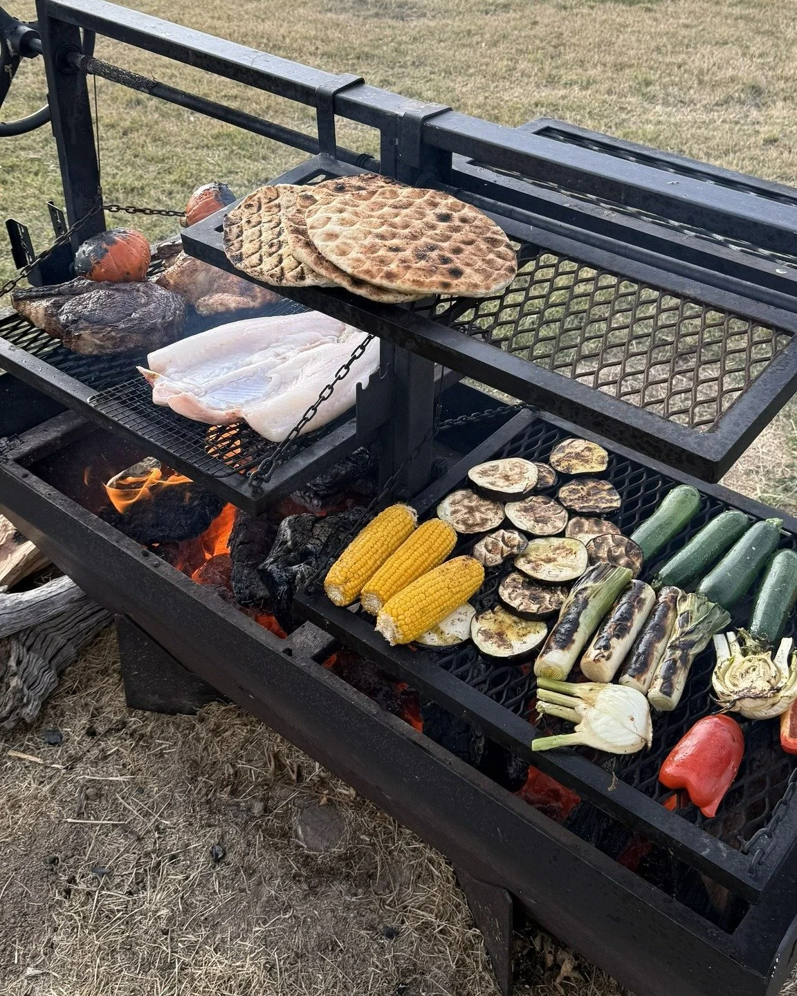 In case you missed it.....This Saturday, 20 December from 12pm, we&rsquo;re hosting our End of Year BBQ! 

A fun-filled day for young and old with live music by @clancy.pye, face painting by the talented @theprettypalettebysimone, and 3 raffle prizes