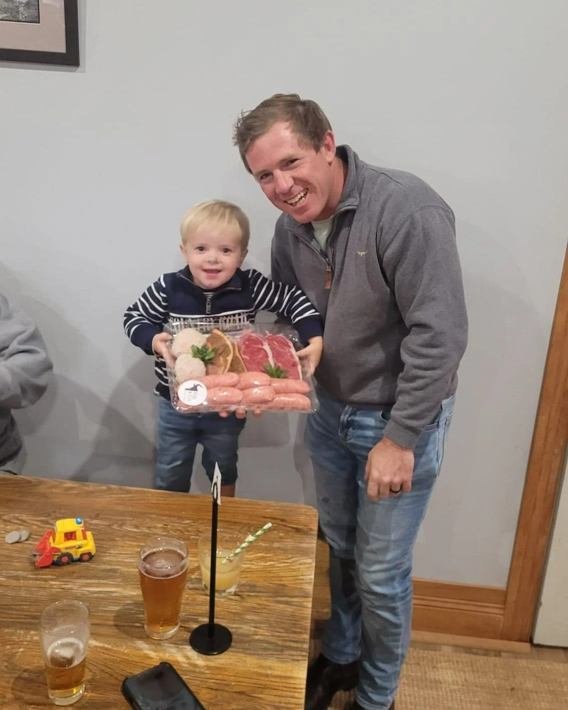 Meat Raffle this Friday thanks to @keenco.qualitycuts 

Join us for your chance to win big &mdash; raffle drawn at 7pm.

Second prize is still very impressive, and we&rsquo;re sure our last round of winners were not disappointed&hellip; congratulatio