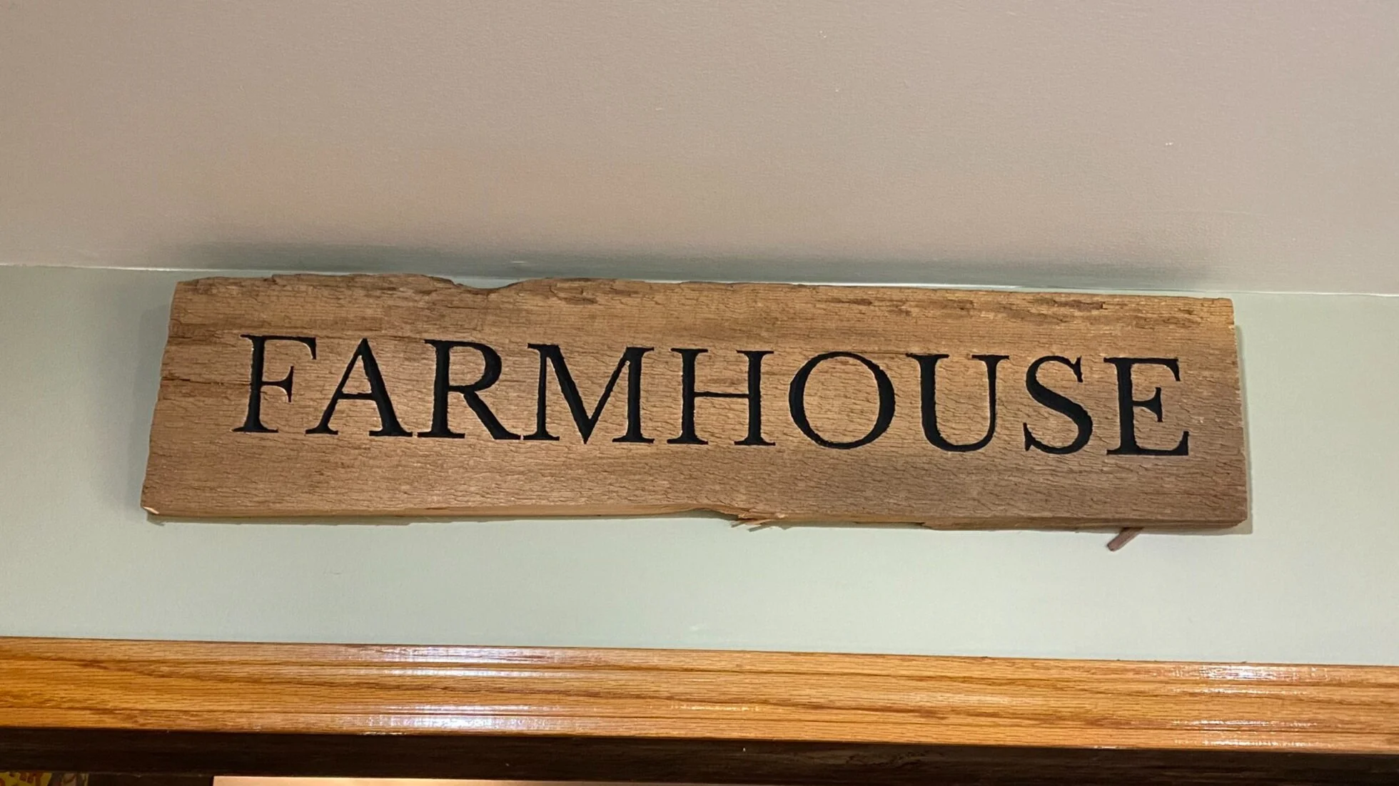 live edge customizable signs